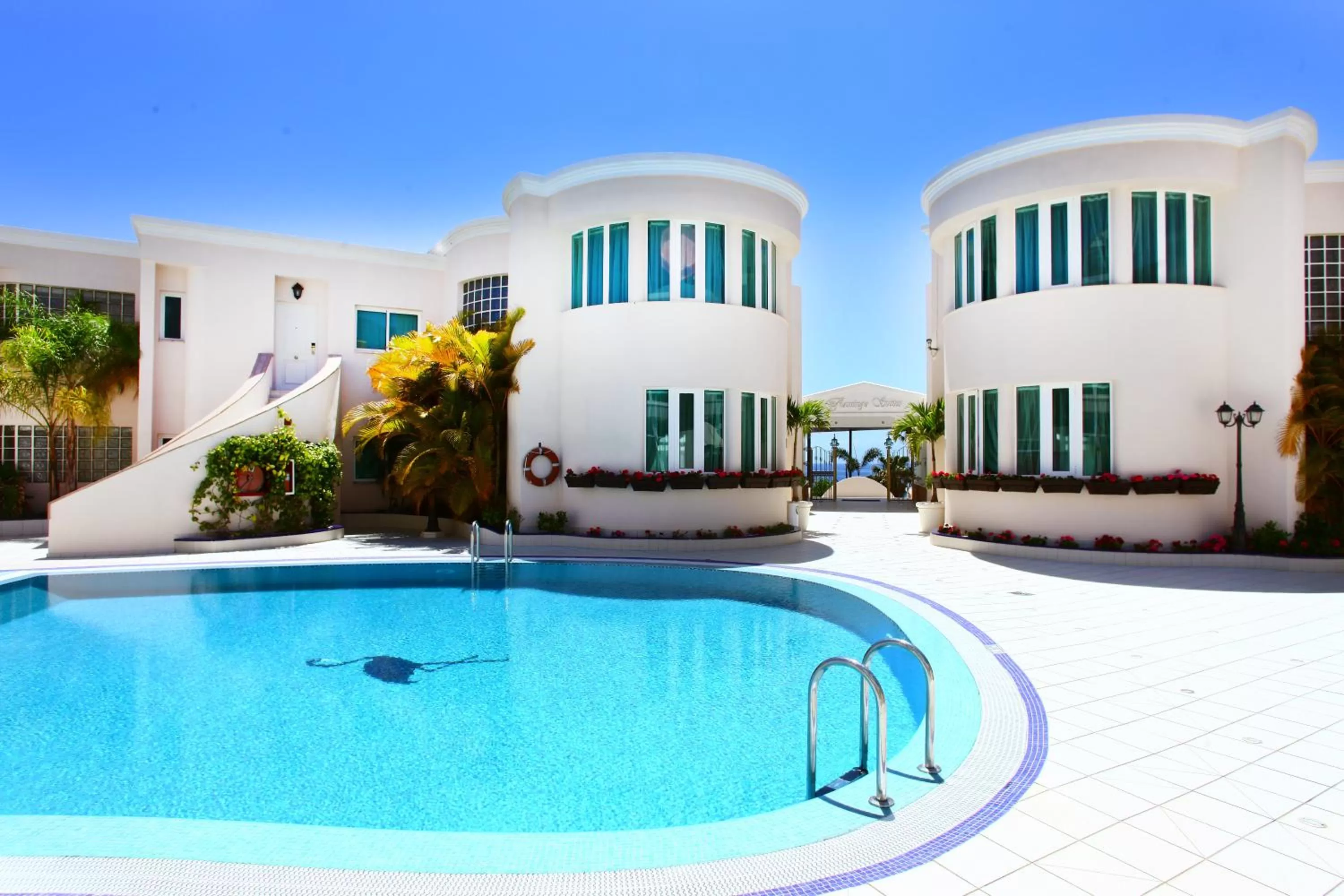 Swimming pool in Flamingo Suites Boutique Hotel