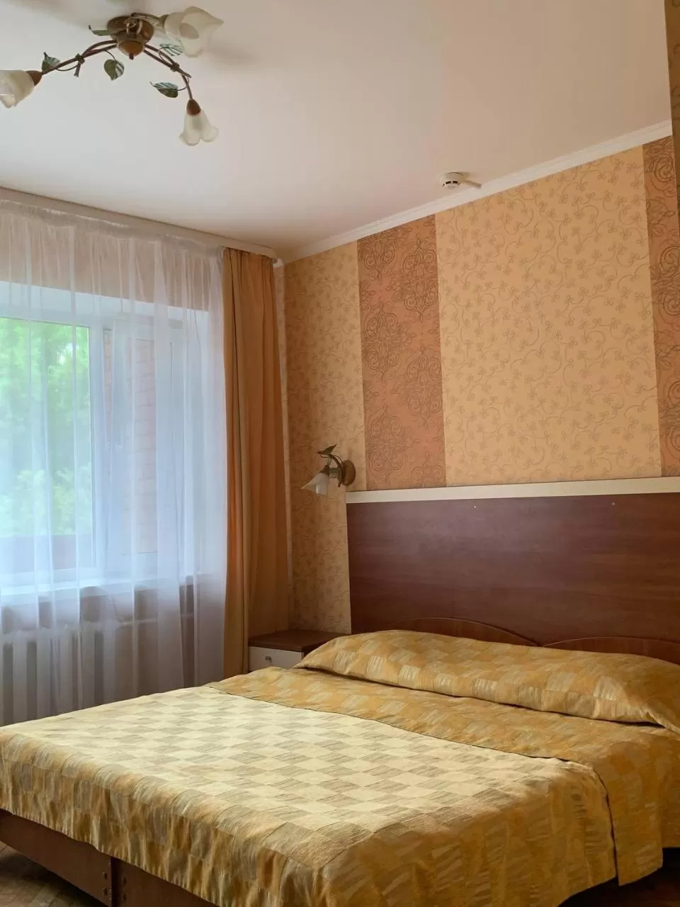 Bed in Hotel Prydesnyansky