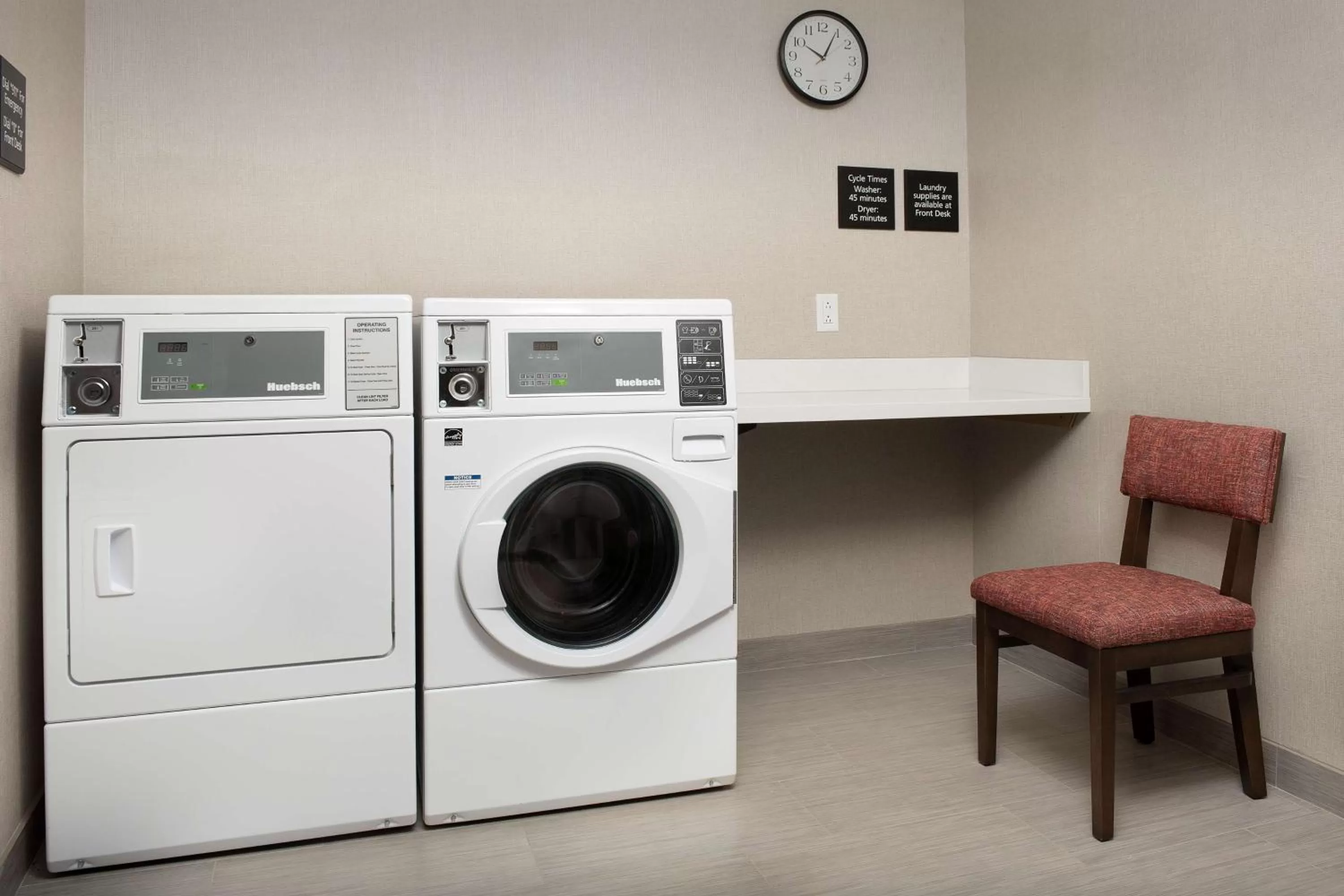 Property building in Hampton Inn & Suites Lexington