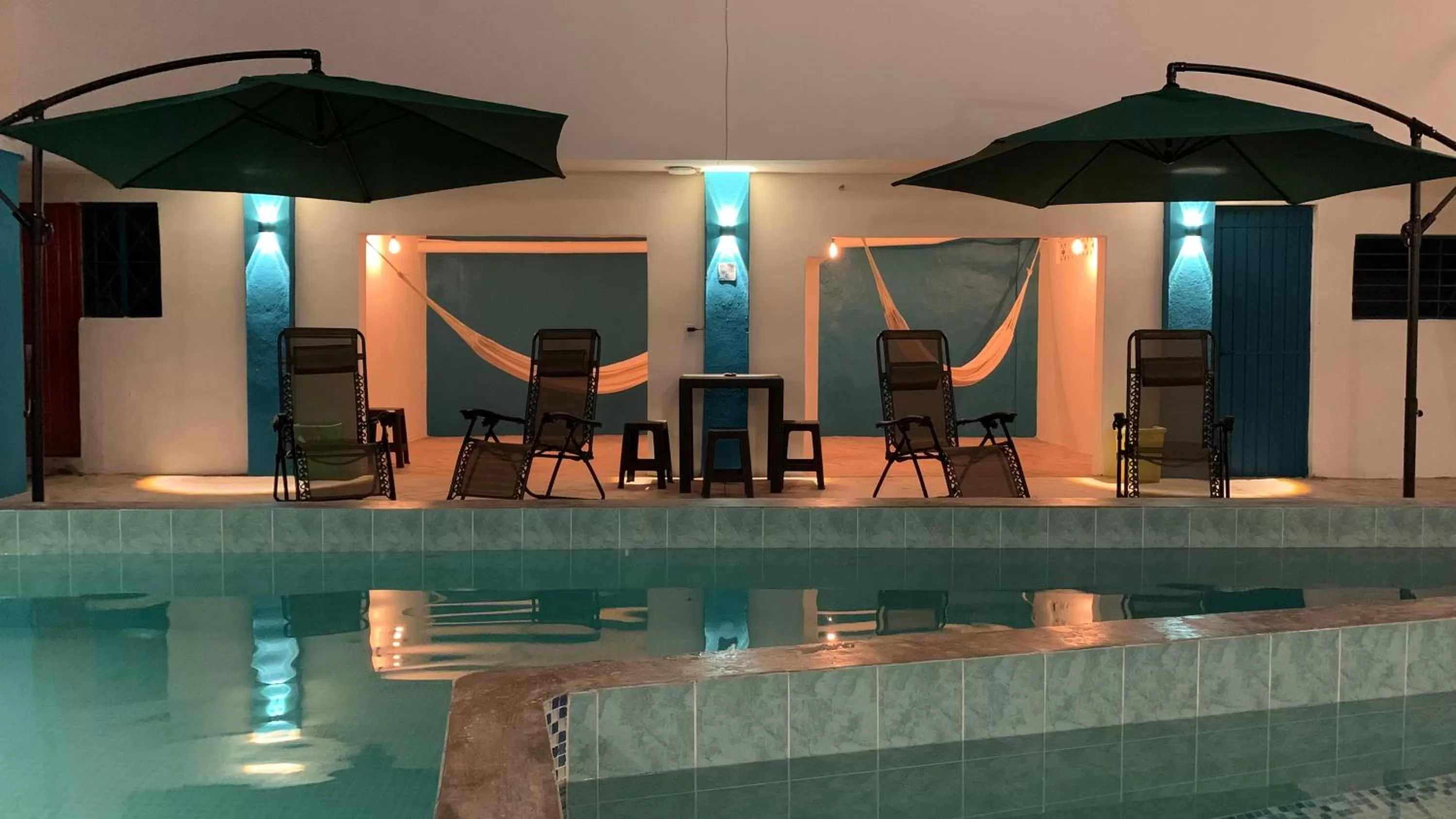 Swimming pool in Hotel Las Brisas