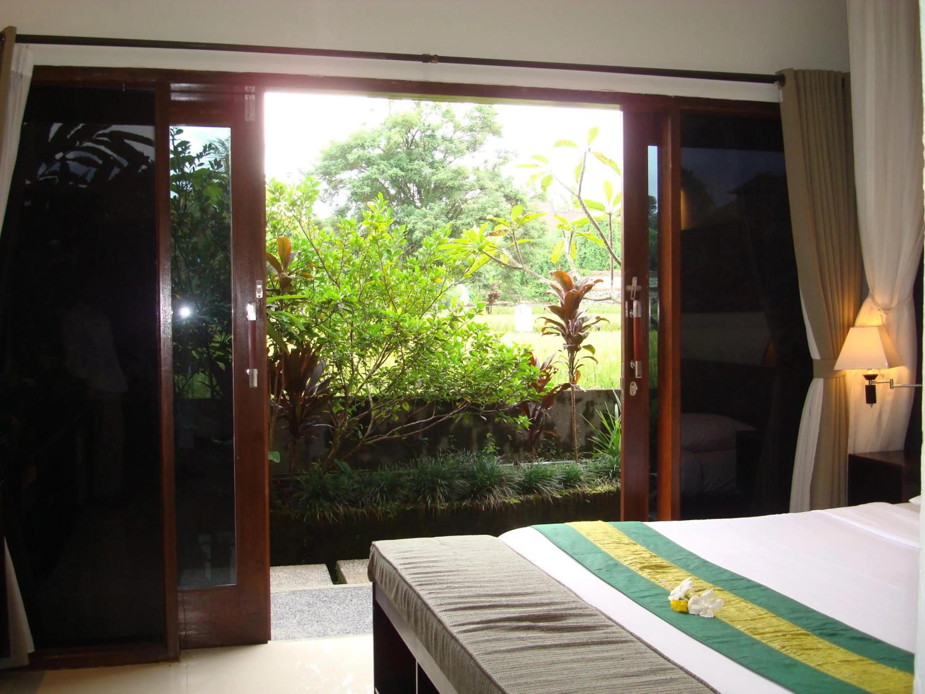 Balcony/Terrace, Bed in Anini Raka Resort & Spa