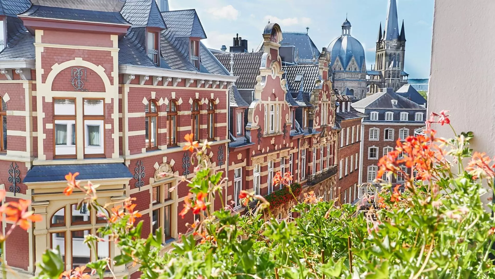 City view in Hotel 3 Könige