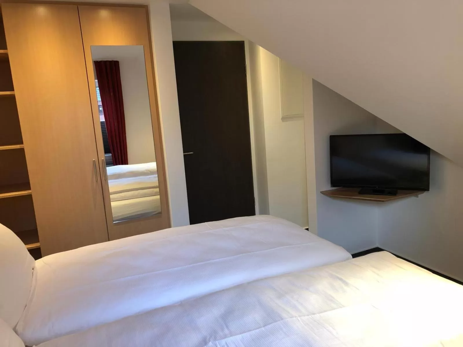 Bedroom, Bed in Das Gasthaus am Reichswald