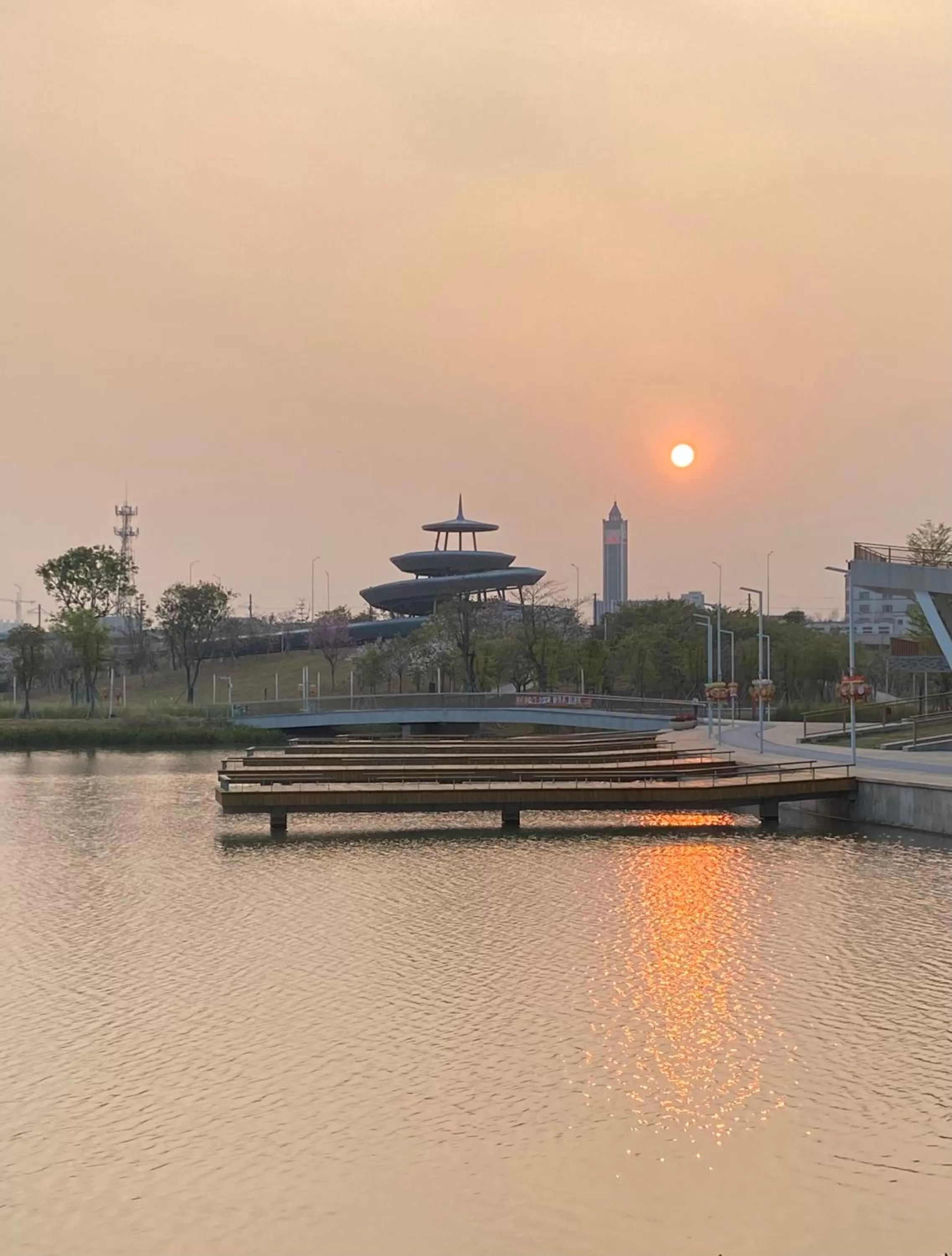 Sunset in Crowne Plaza Foshan Nanhai-an IHG Hotel