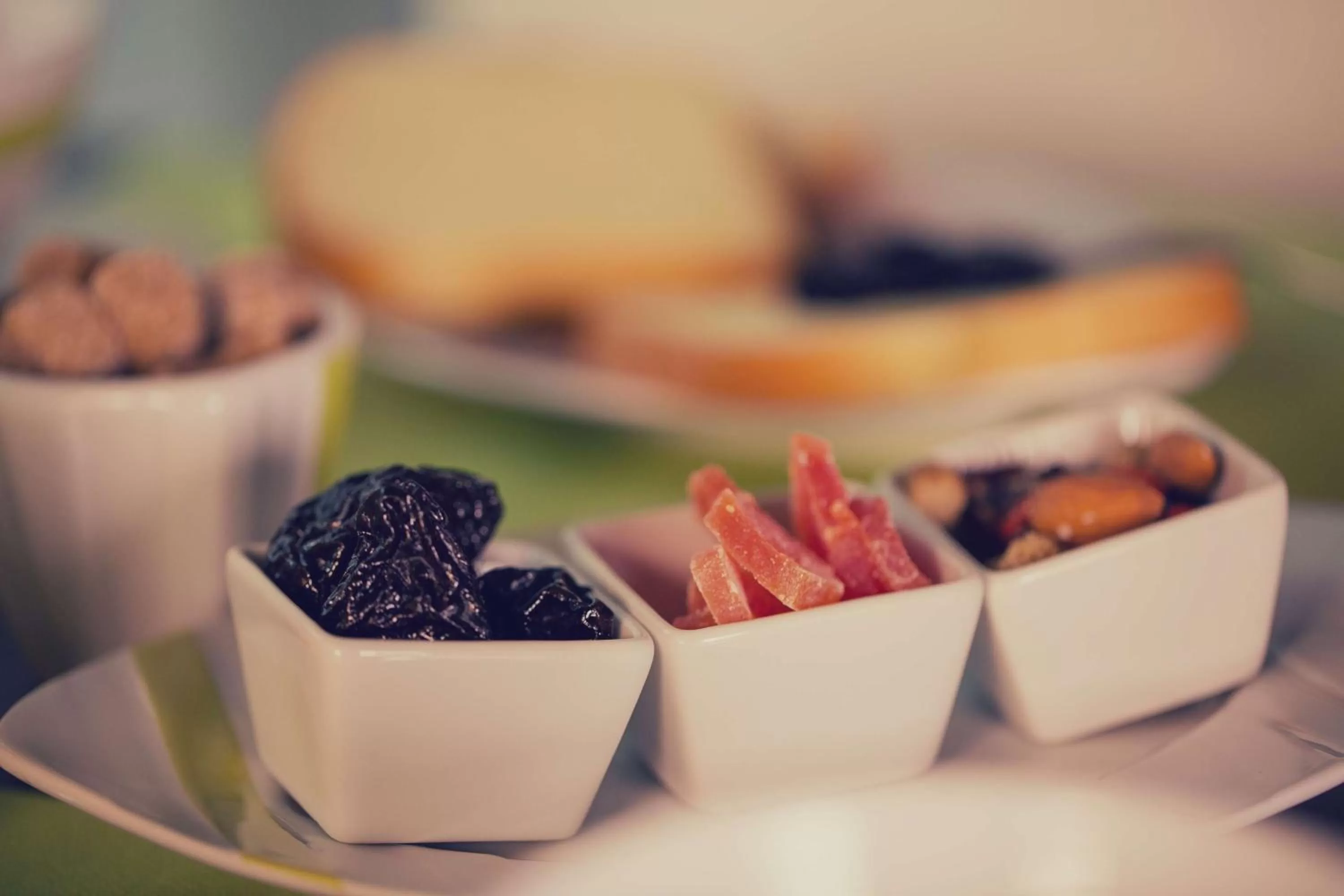 Restaurant/places to eat in Best Western Plus Richelieu