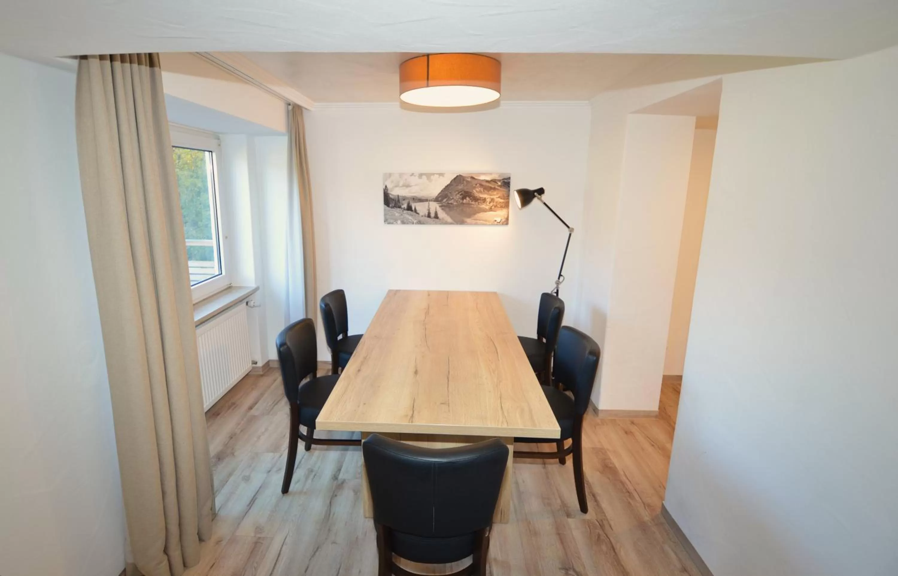 Photo of the whole room, Dining Area in Naturhotel Café Waldesruhe