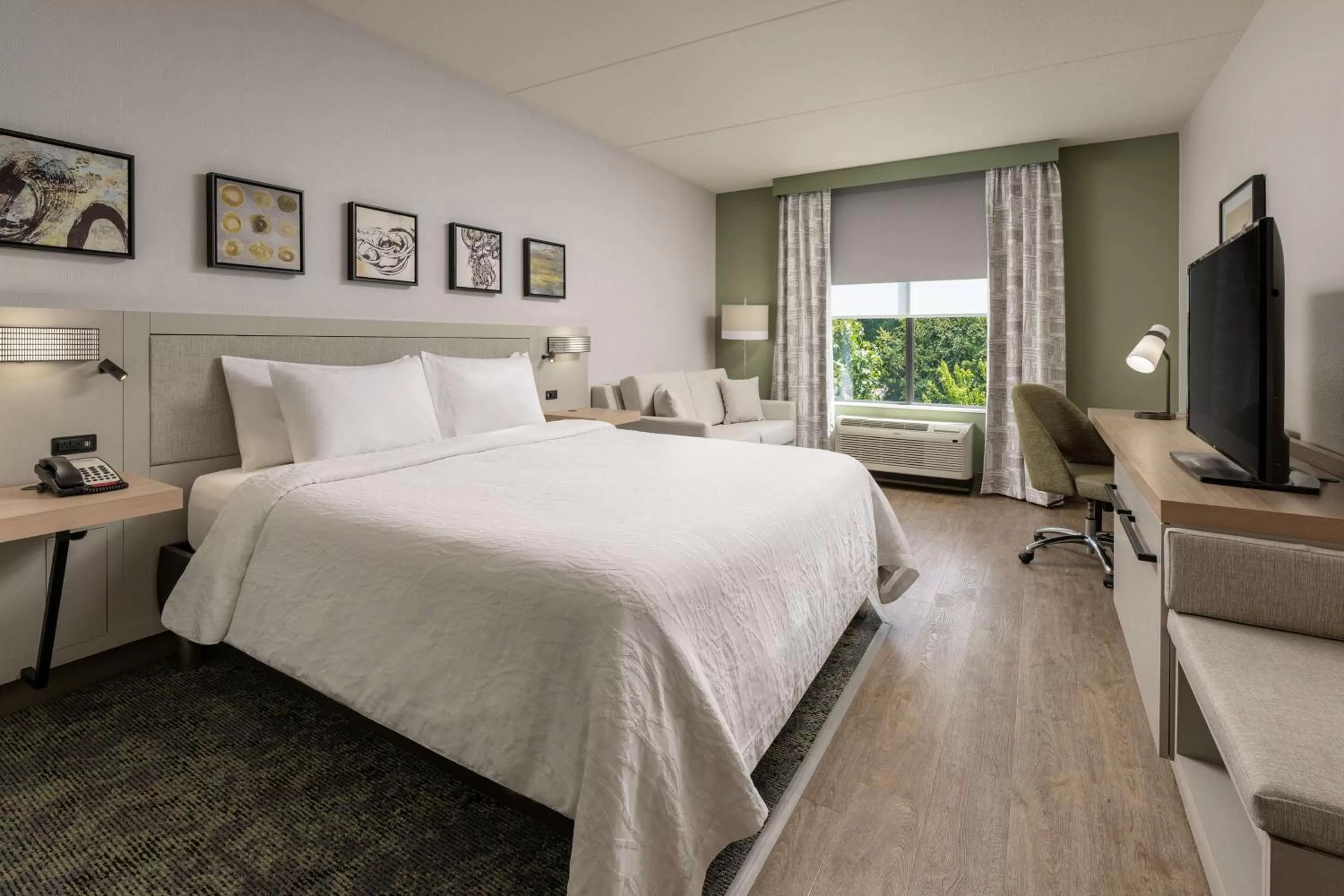 Bedroom, Bed in Hilton Garden Inn Nashville/Franklin-Cool Springs