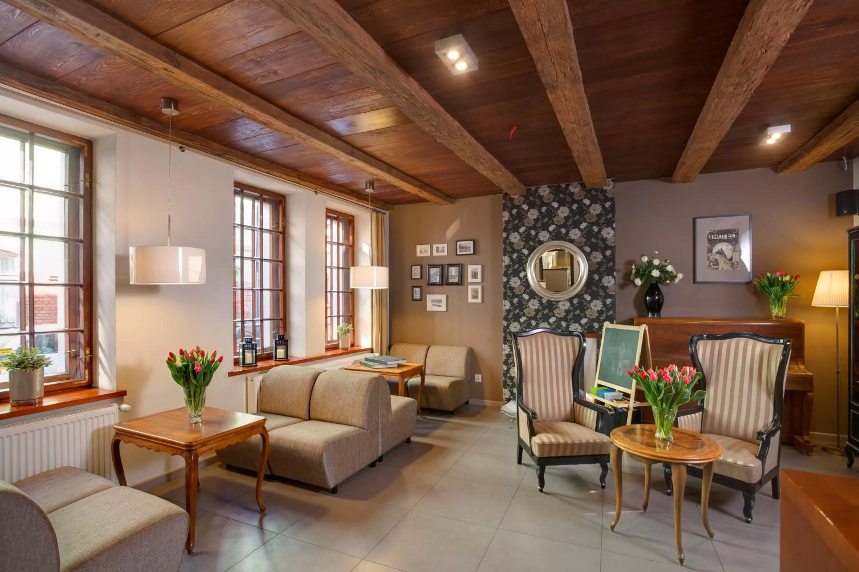 Lobby or reception in Hotel Czarna Róża