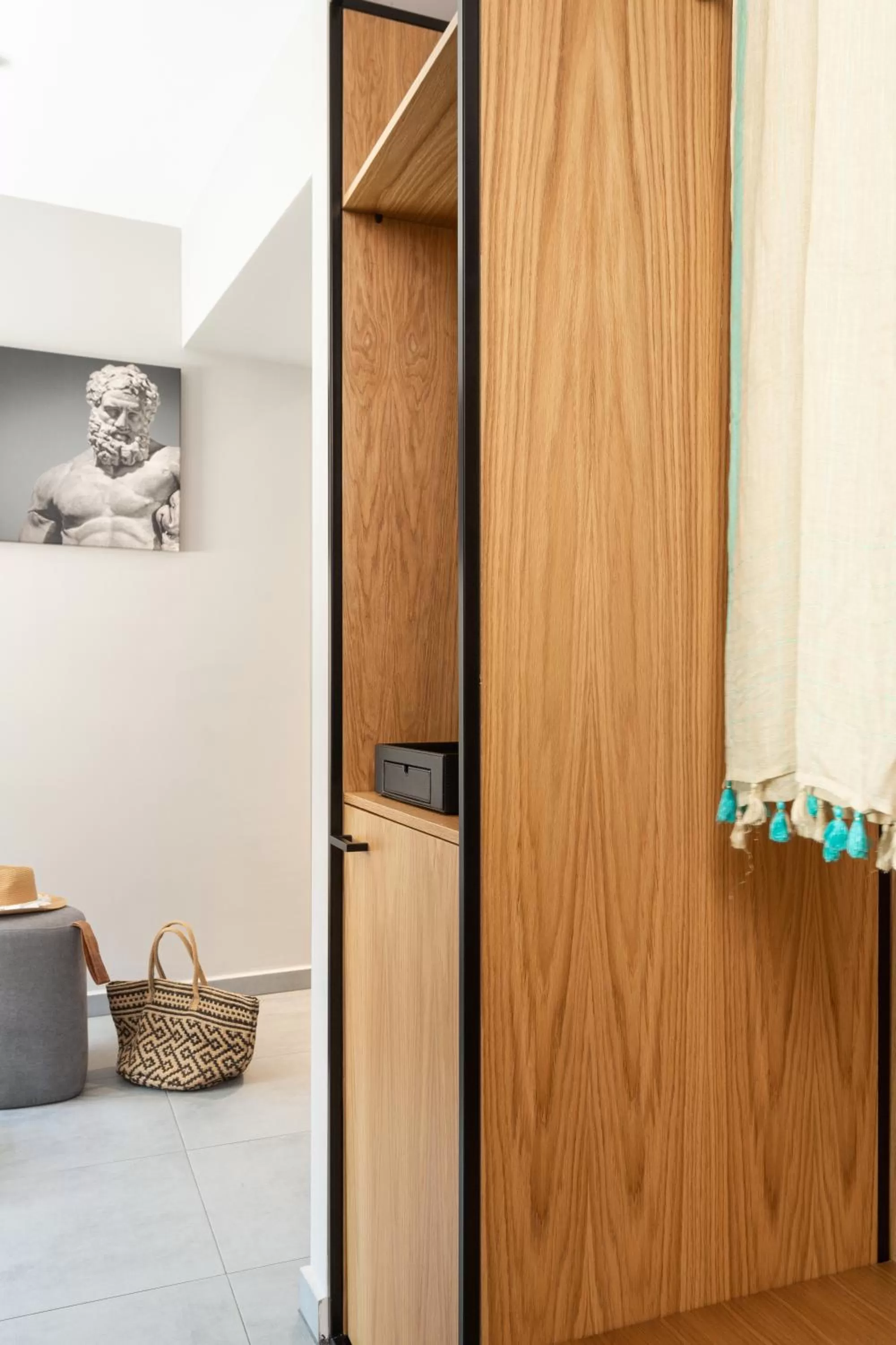 Decorative detail in 11 Enteka Acropolis Suites