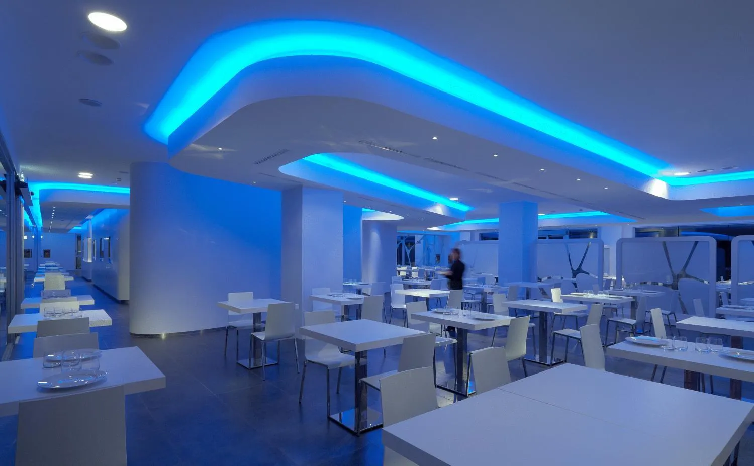 Restaurant/places to eat in A Point Arezzo Park Hotel