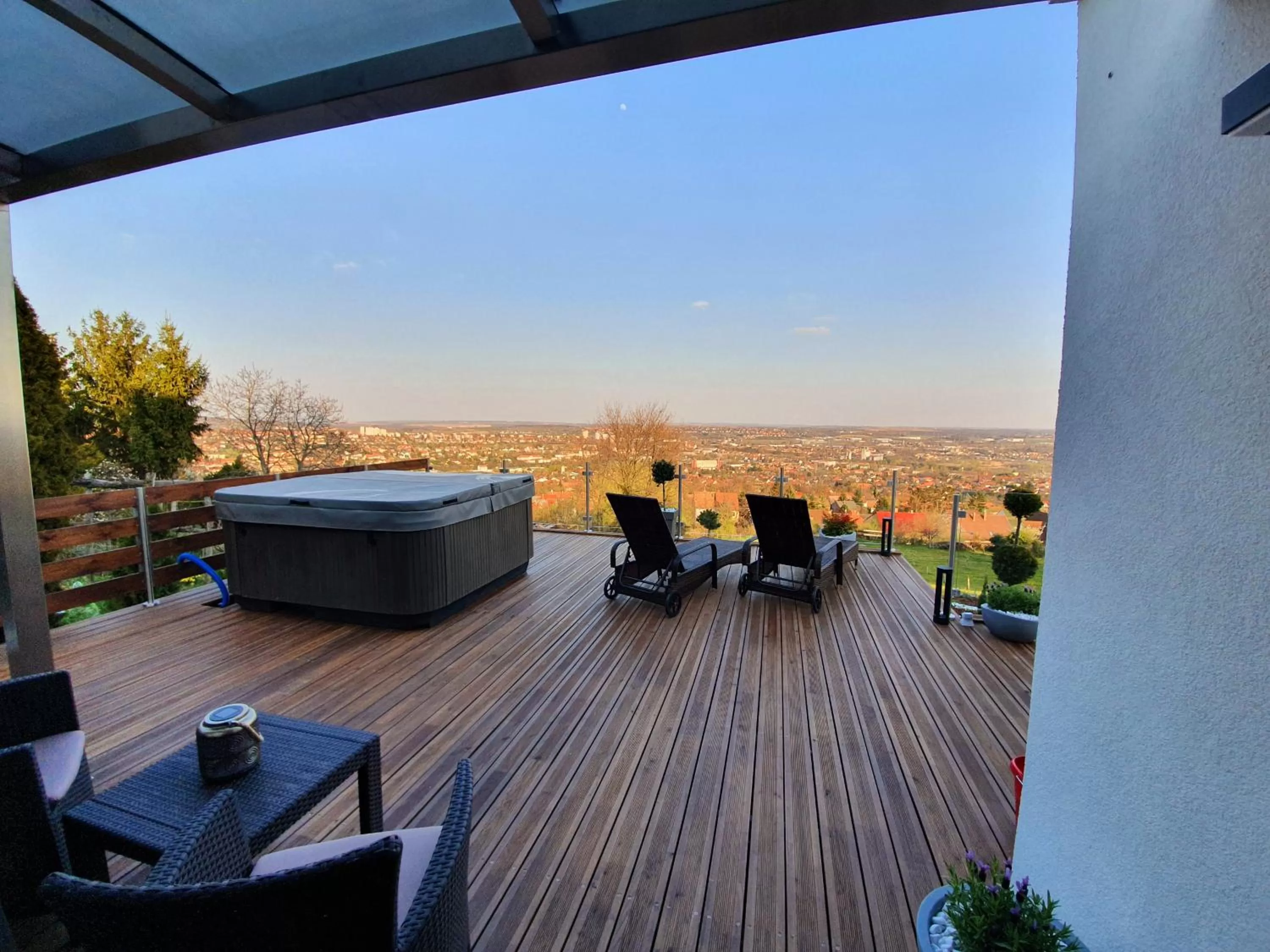 Bagoly Wellness Apartman