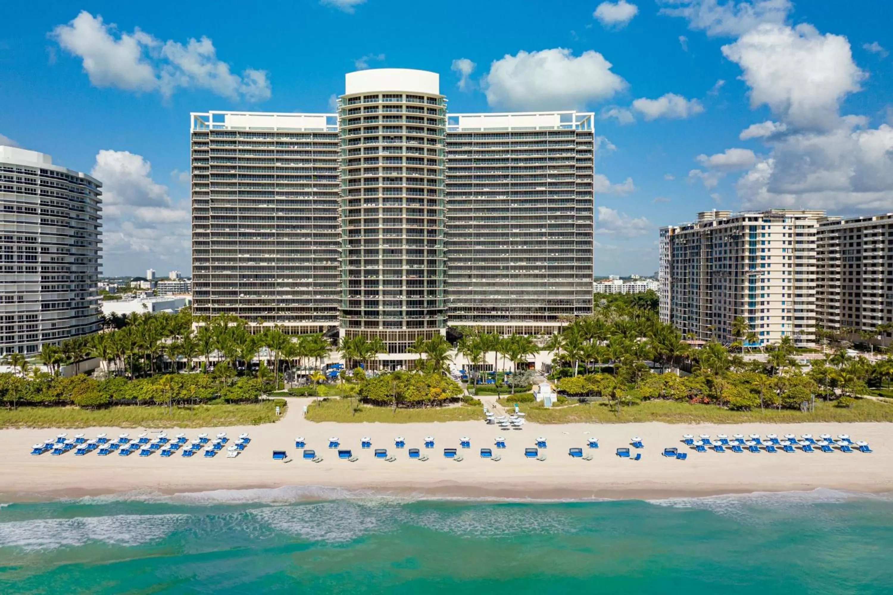 Beach in The St. Regis Bal Harbour Resort