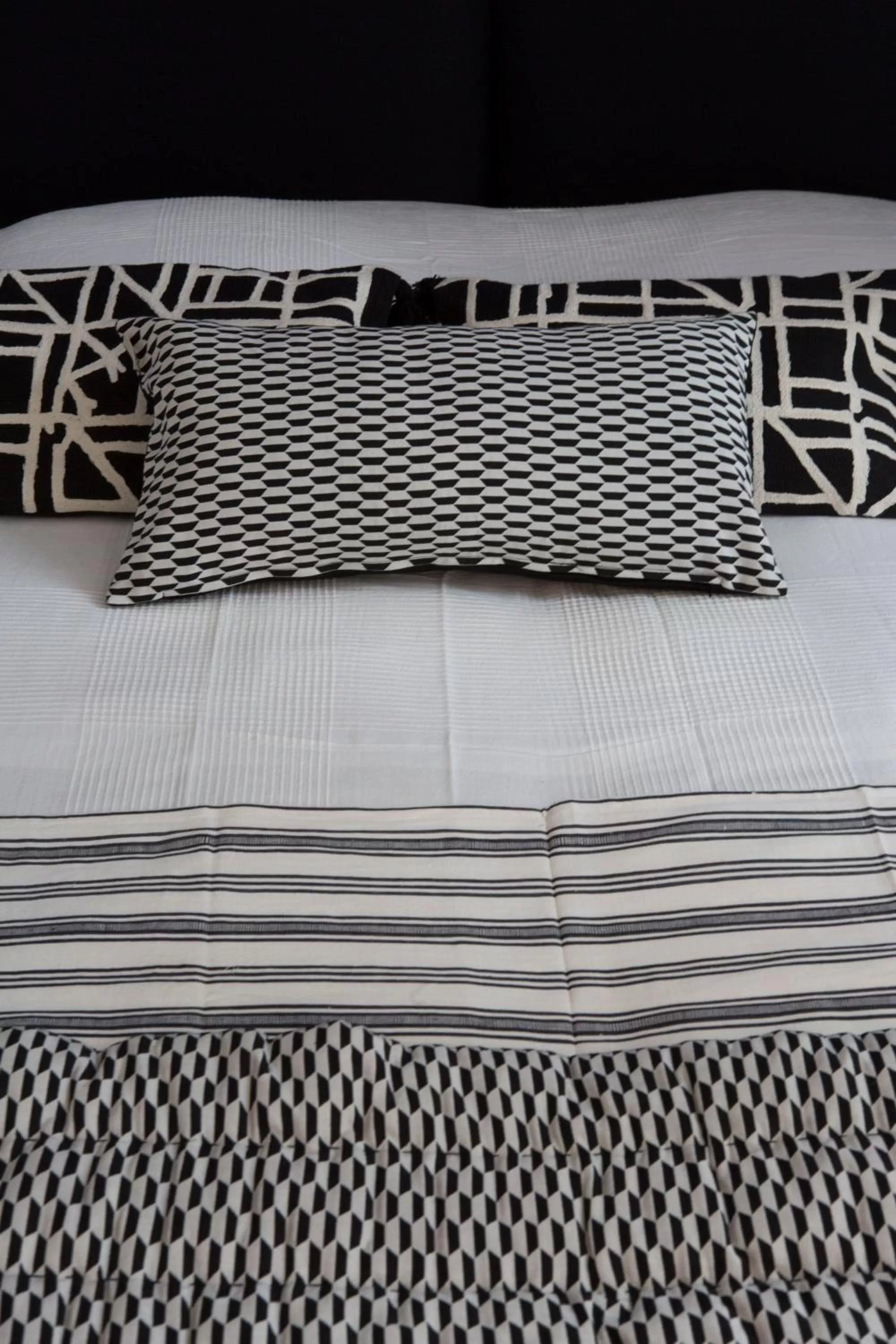 Decorative detail, Bed in Douce Nuits