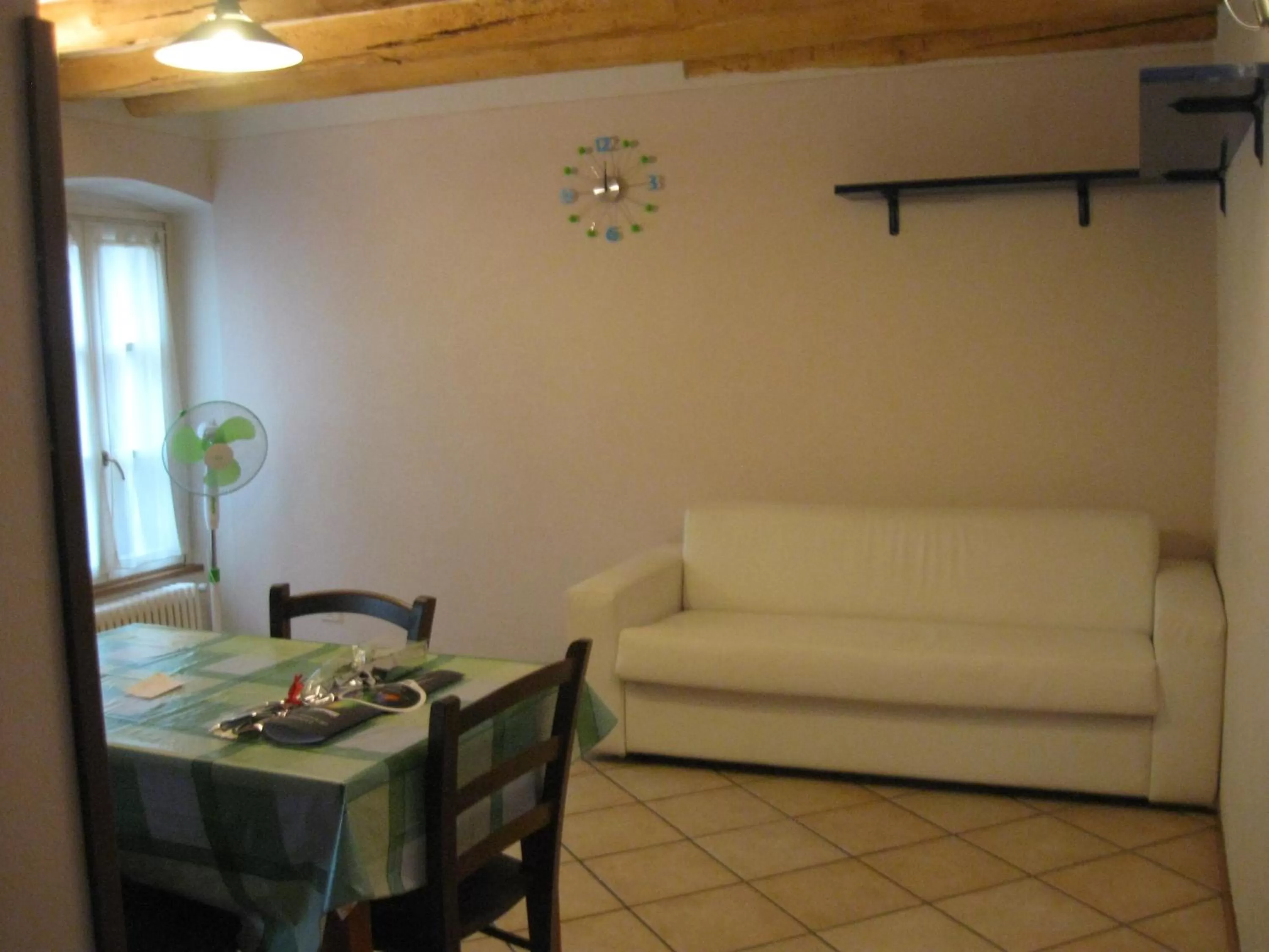 Dining area in Zaffiro Blu Airport