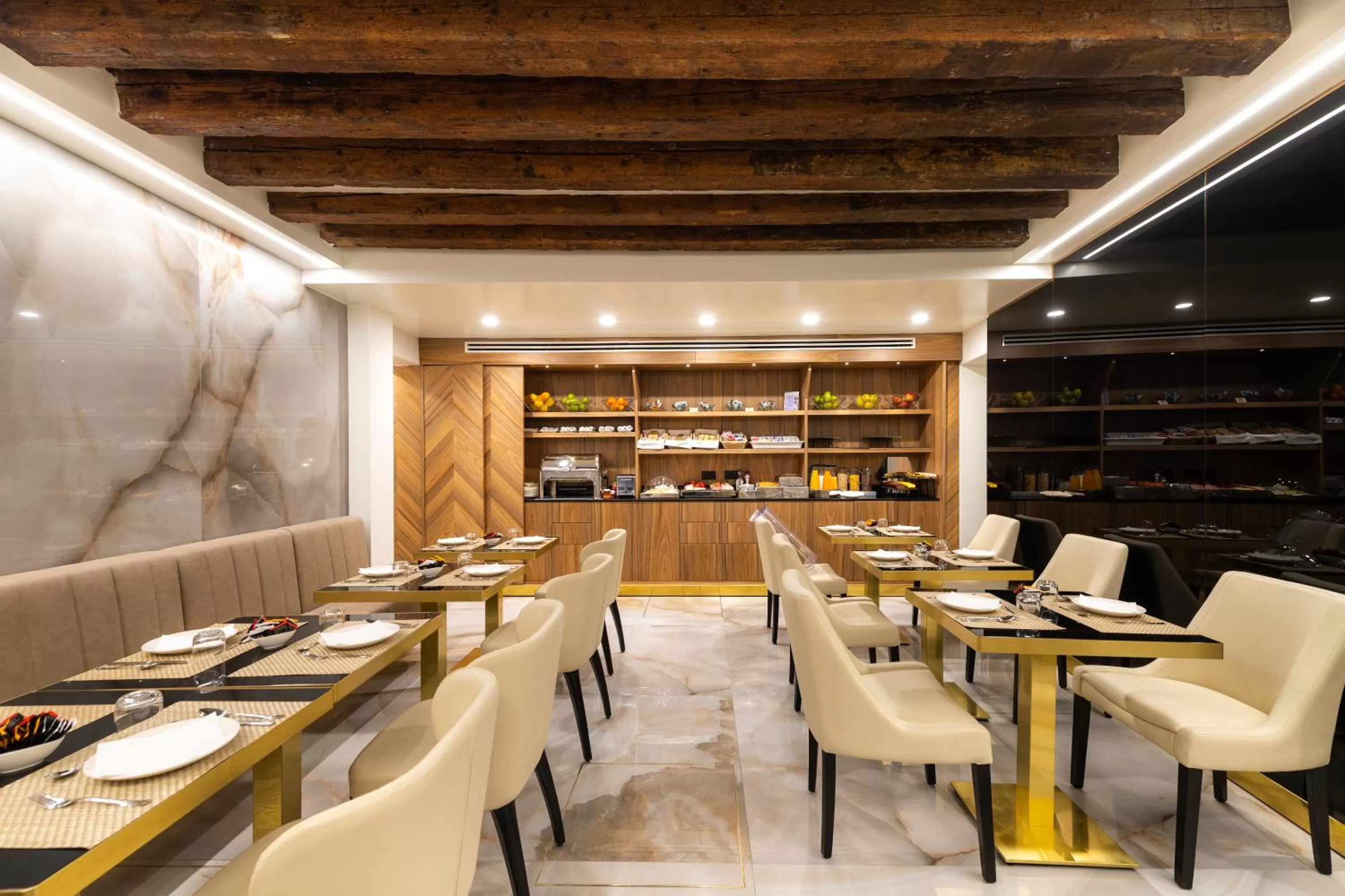 Continental breakfast in Palazzo San Lorenzo