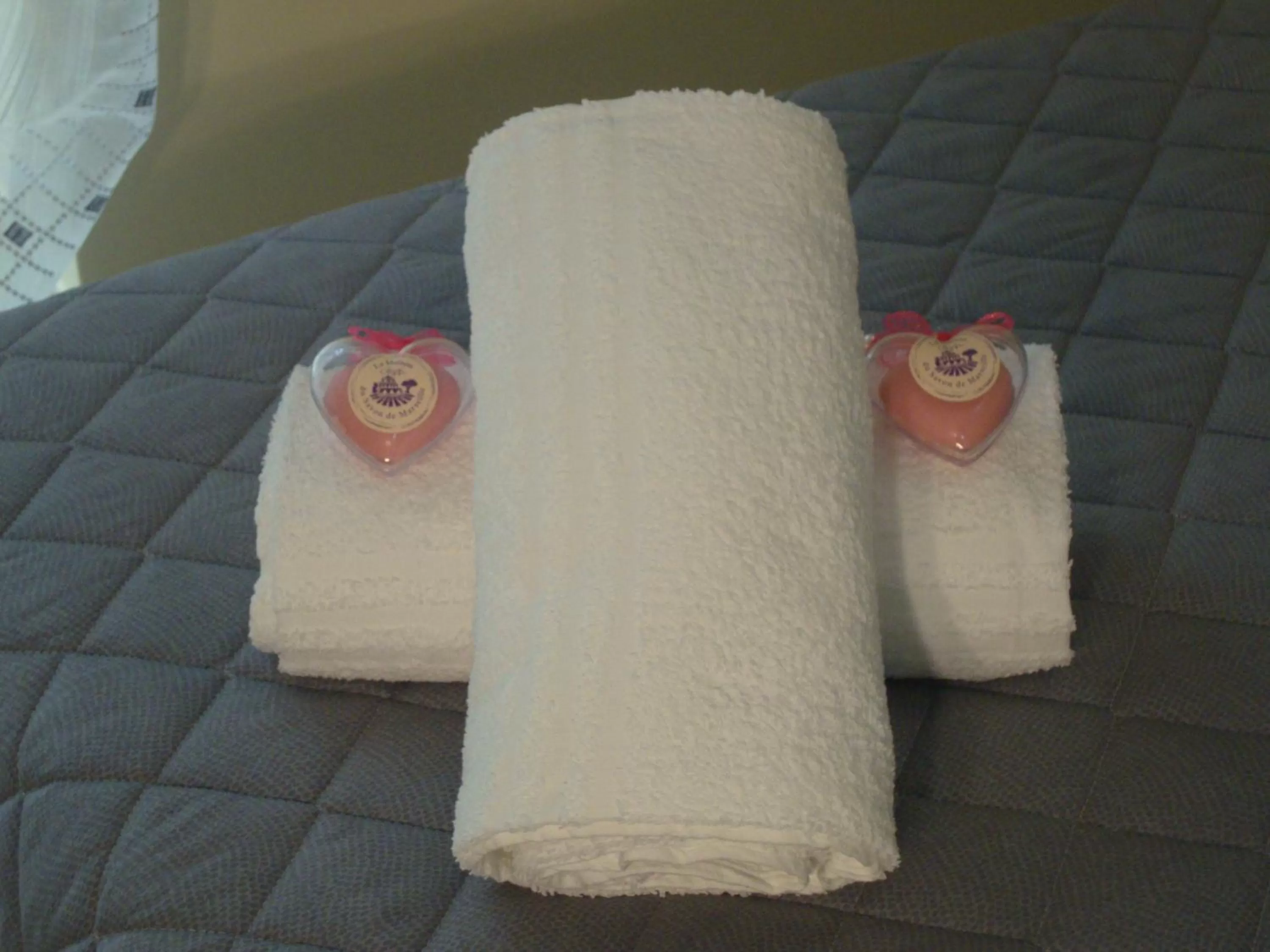 Decorative detail, Bed in B&B La Gemma dei Sassi