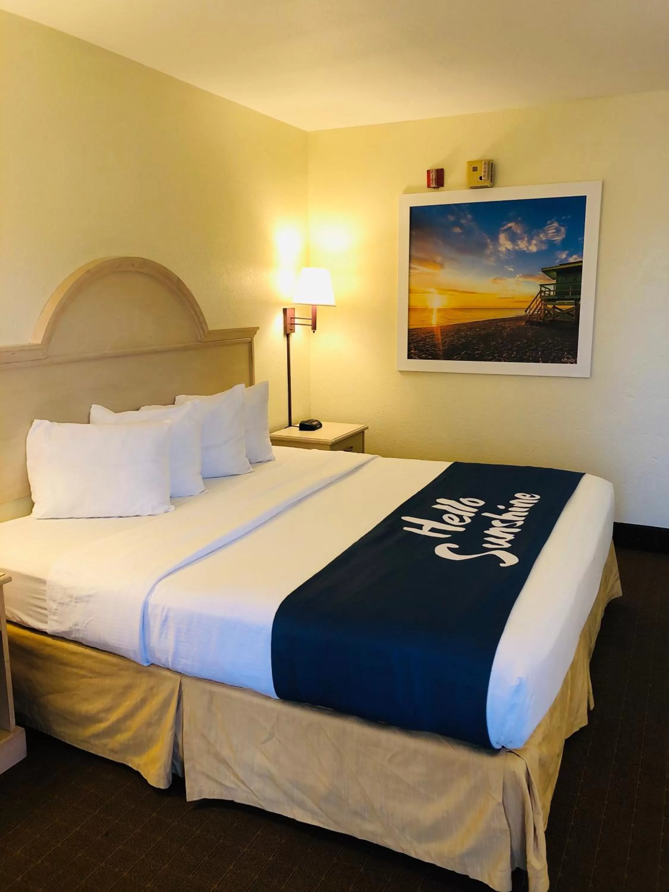 King Room, Disability Access - Non-Smoking in Days Inn & Suites by Wyndham Navarre Conference Center