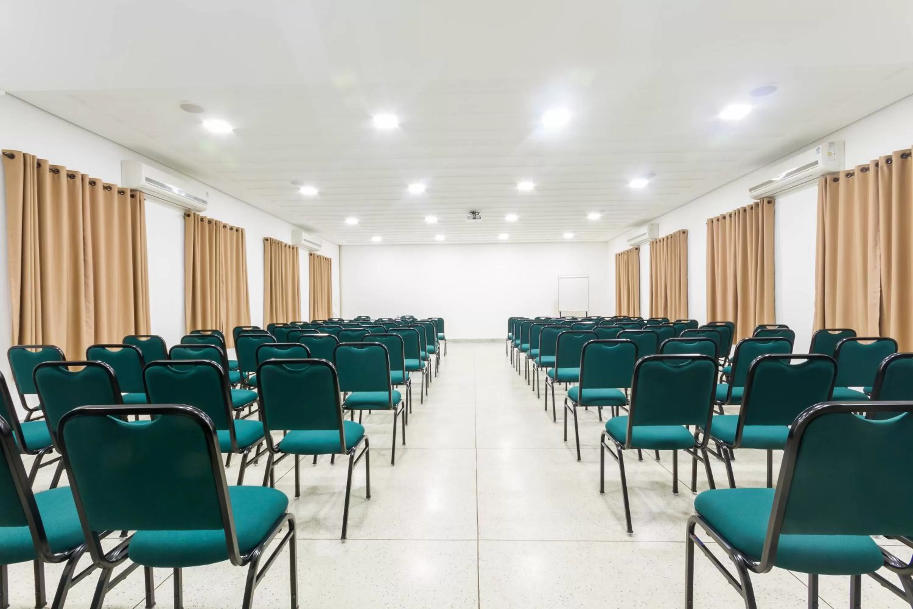 Business facilities in Pousada Sagrados Corações