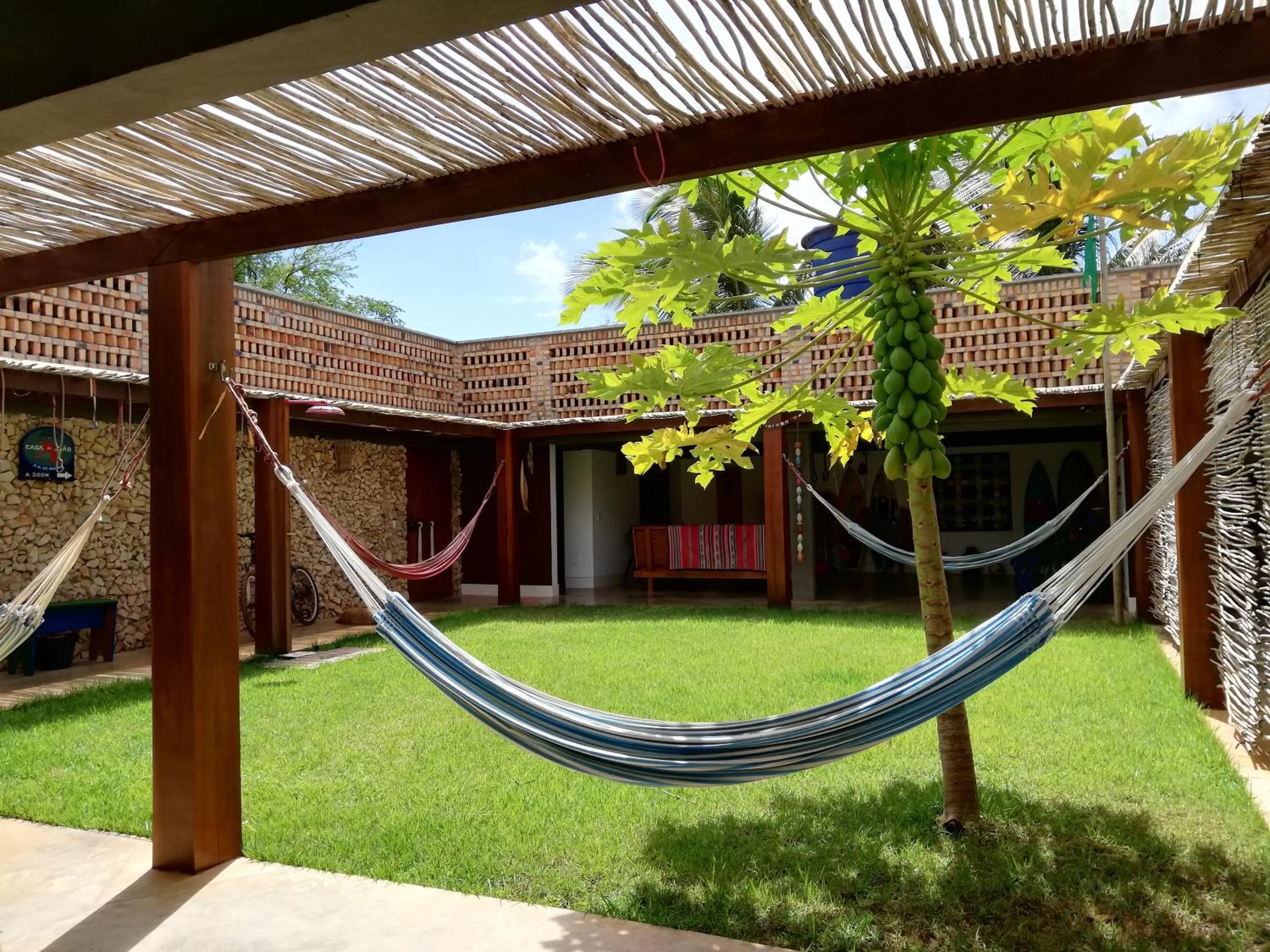 Garden in Pousada Casa de João Kitehouse