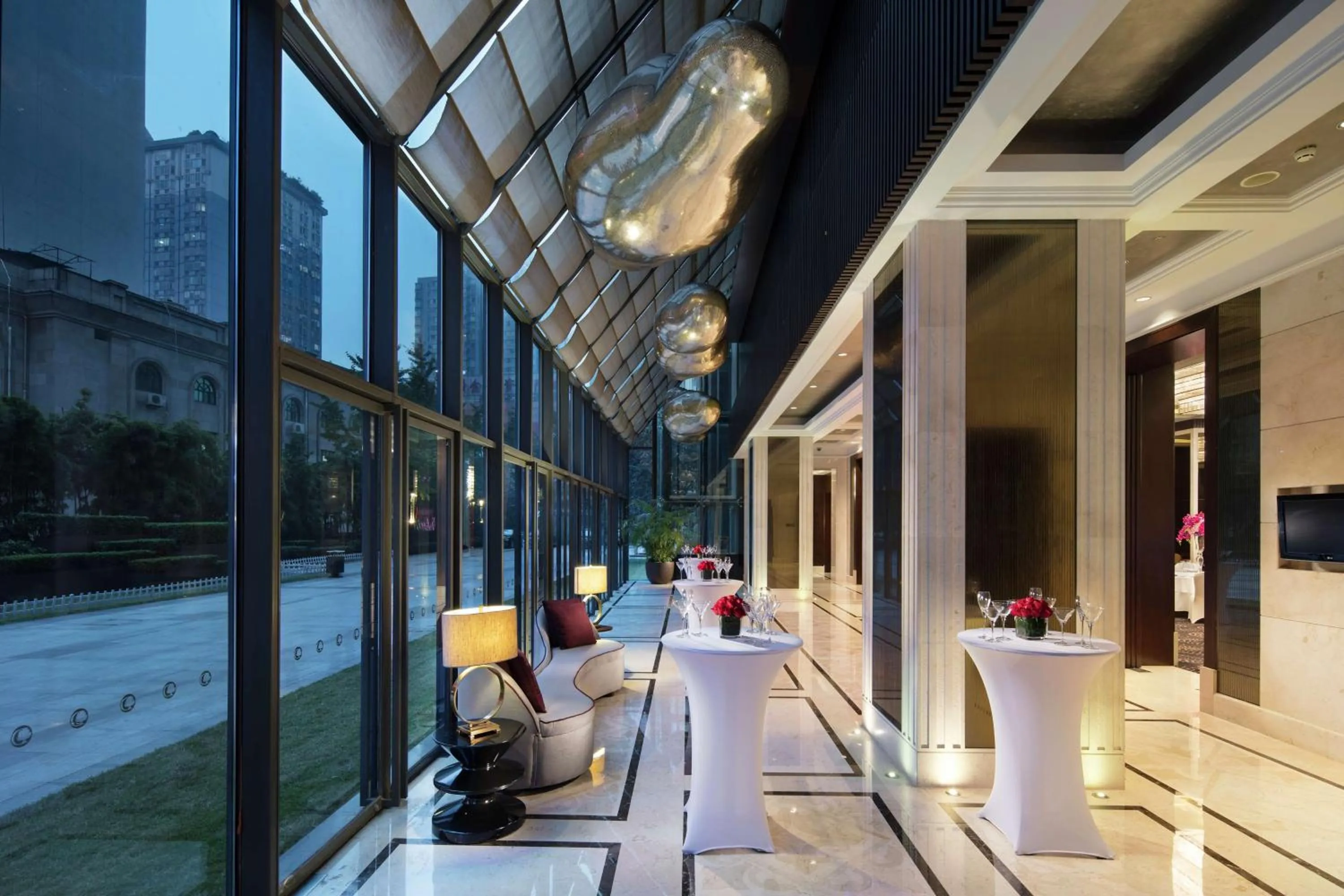 Meeting/conference room in DoubleTree by Hilton Chongqing - Guanyinqiao railway station