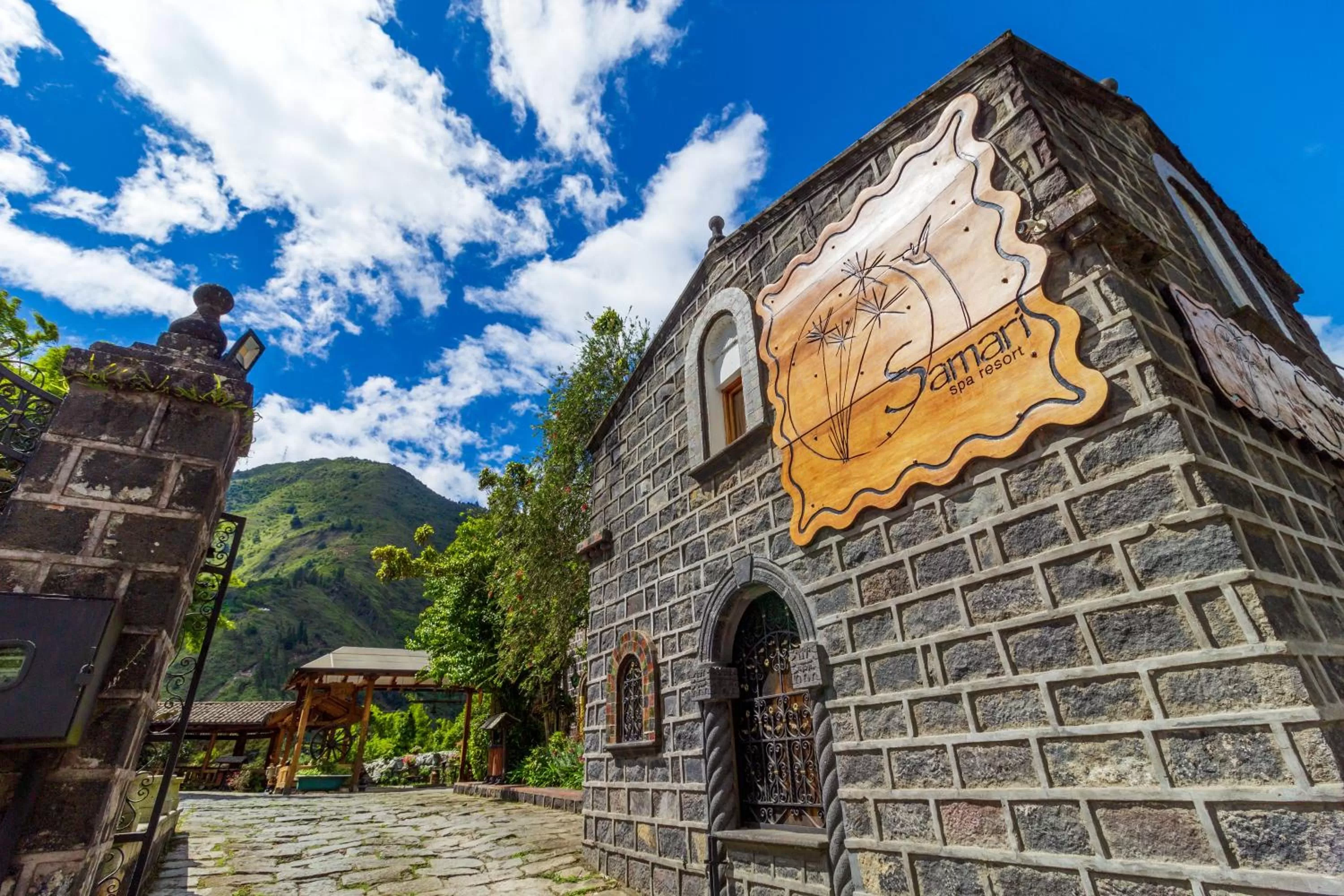 Facade/entrance, Property Building in Samari Spa Resort