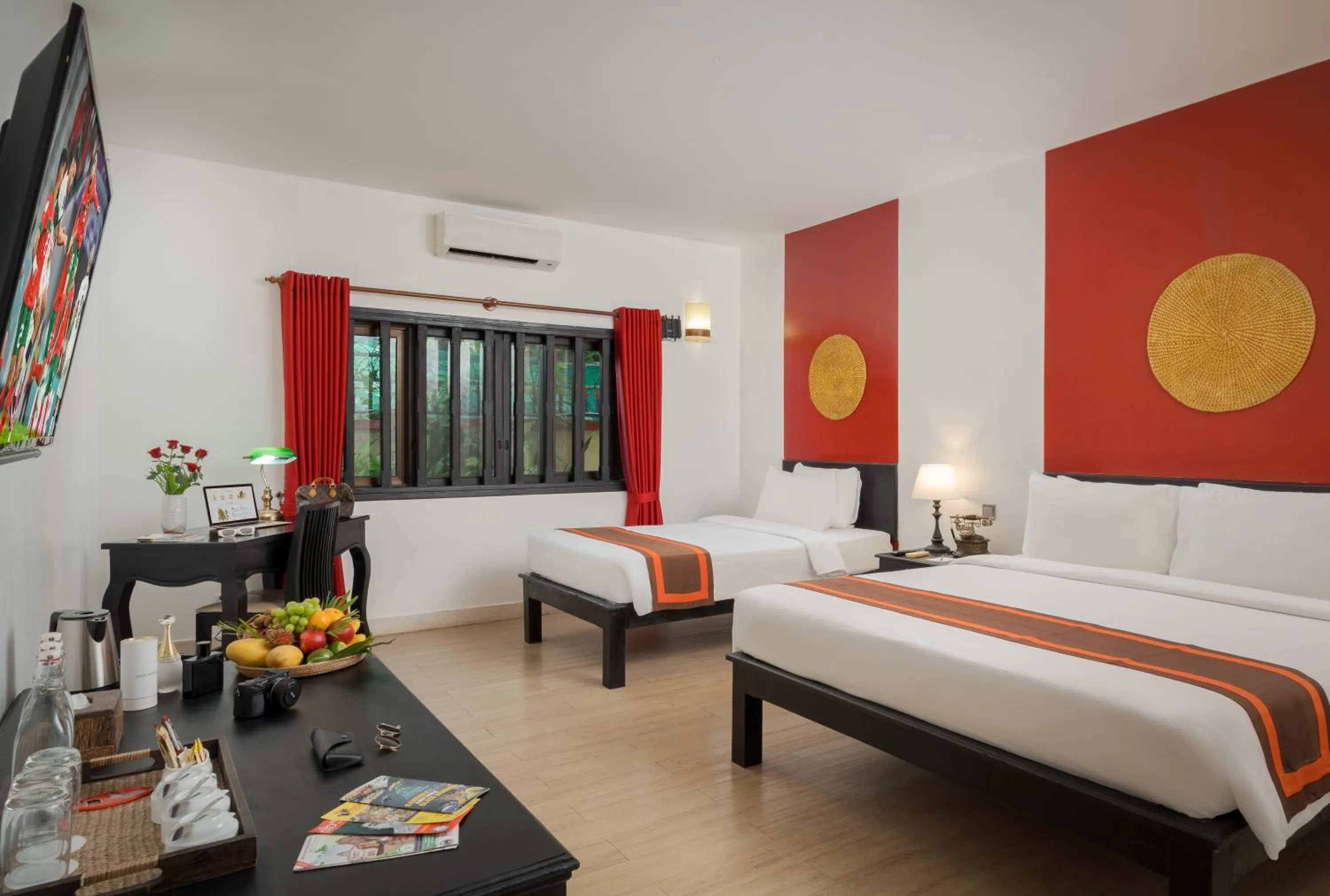 Bed in Pandora Suite D'Angkor