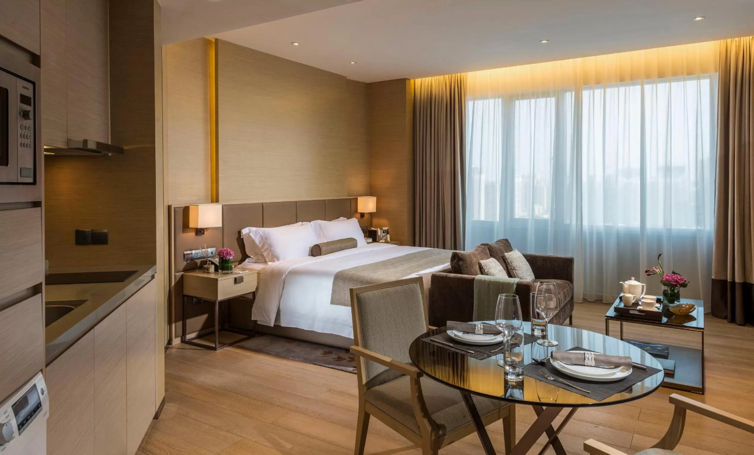 Photo of the whole room, Bed in Fraser Suites Guangzhou