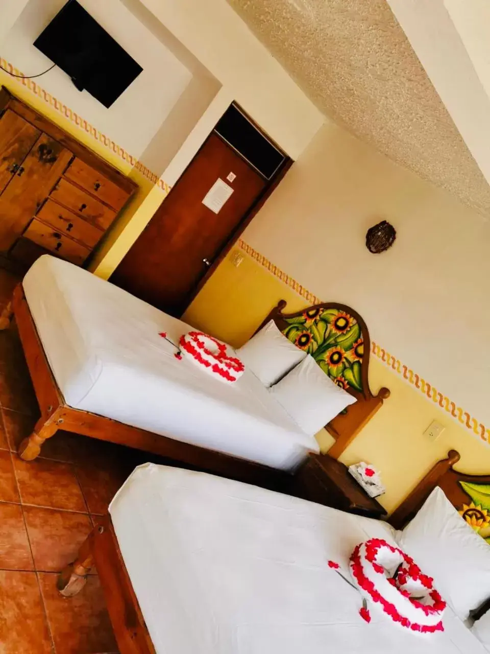 Quadruple Room in Hotel Casa de la Palma Bed & Breakfast Quadruple Room in Hotel Casa de la Palma Bed & Breakfast