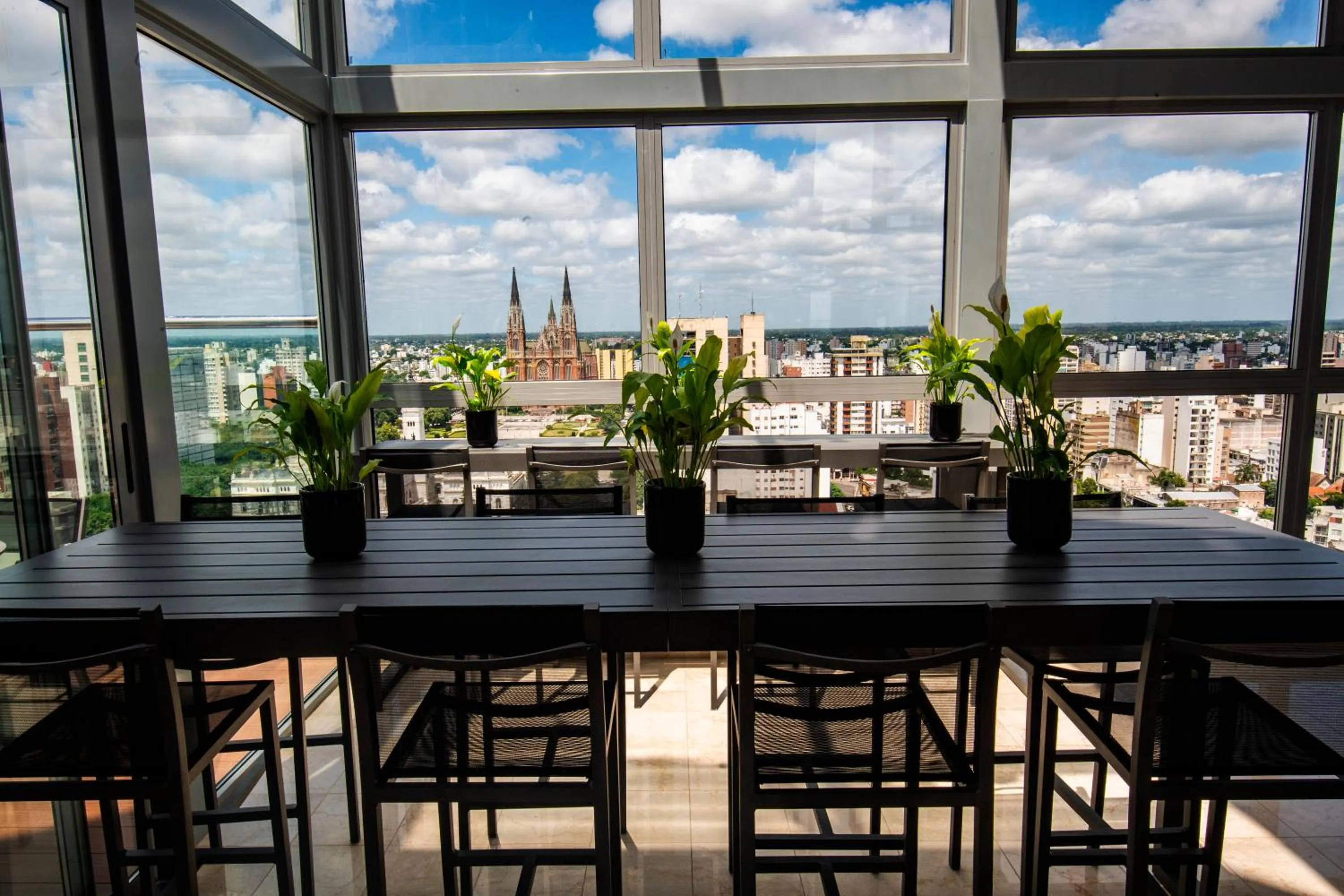 Lounge or bar in Grand Brizo La Plata