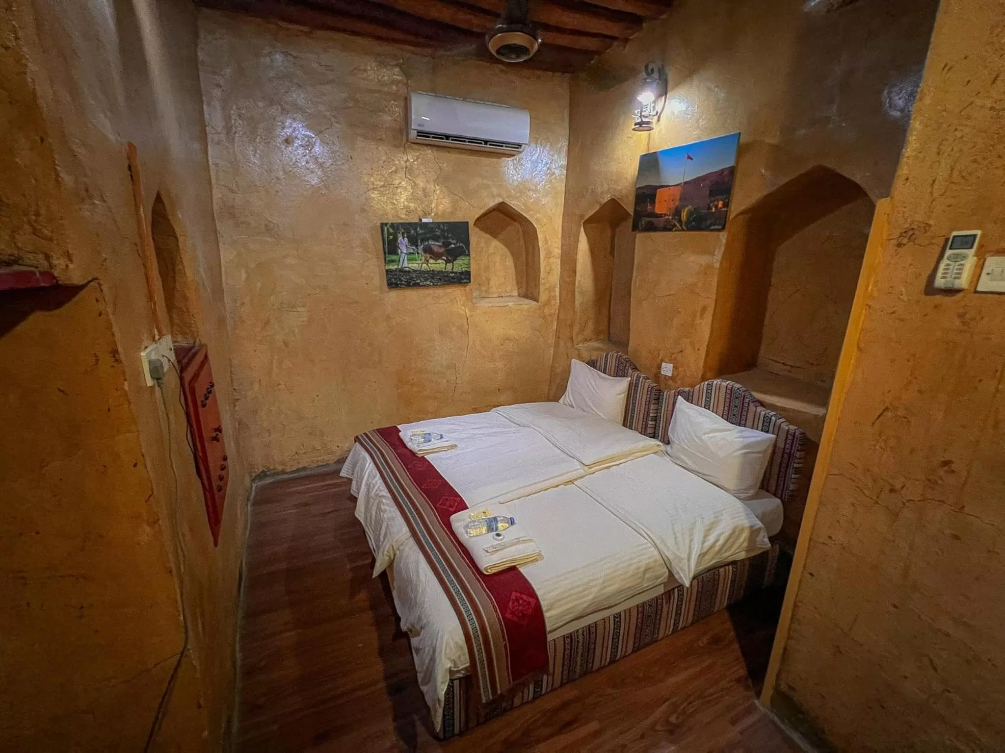 Bed in Nizwa Heritage Inn