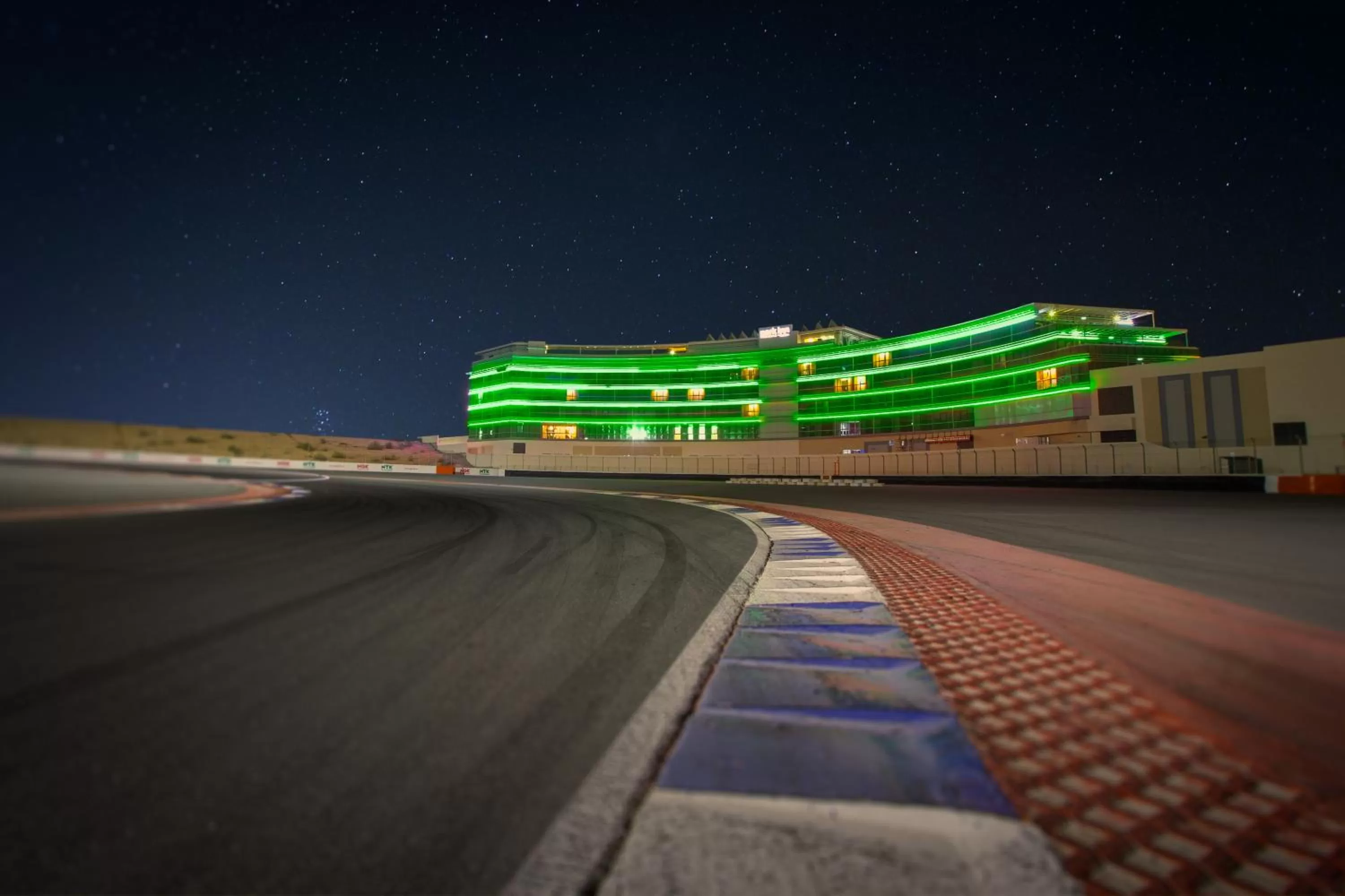 Facade/entrance in Park Inn by Radisson Dubai Motor City