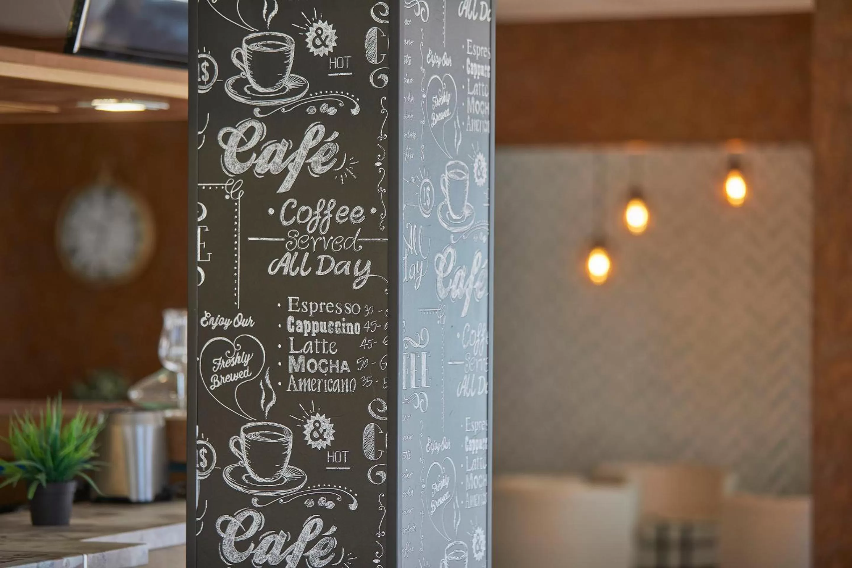 Lounge or bar in Nura Santa Ponsa & Spa