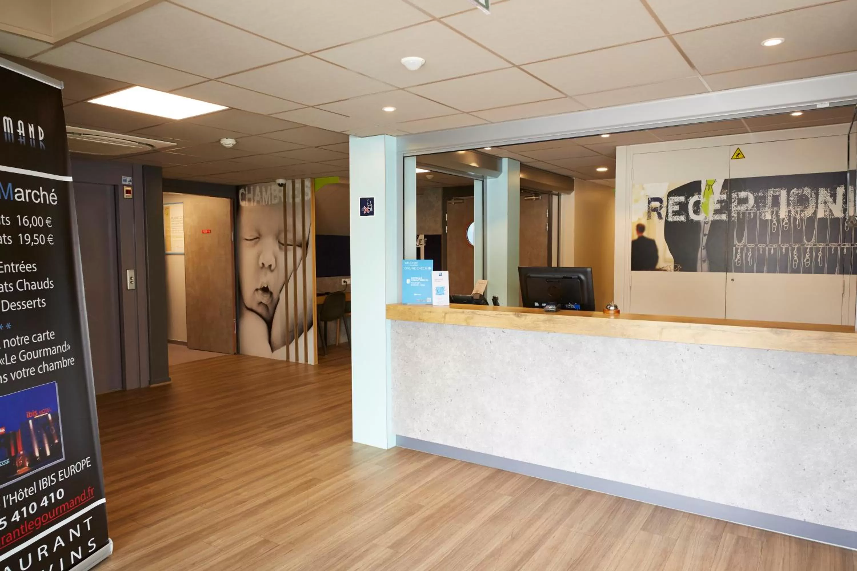 Lobby or reception in Ibis Budget Chalon Sur Saone Nord