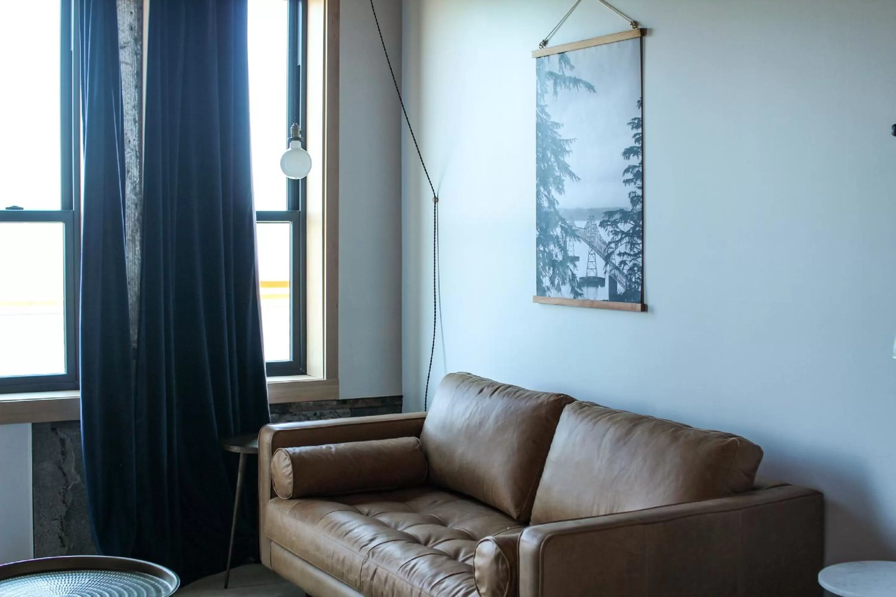 Seating area in Bowline Hotel