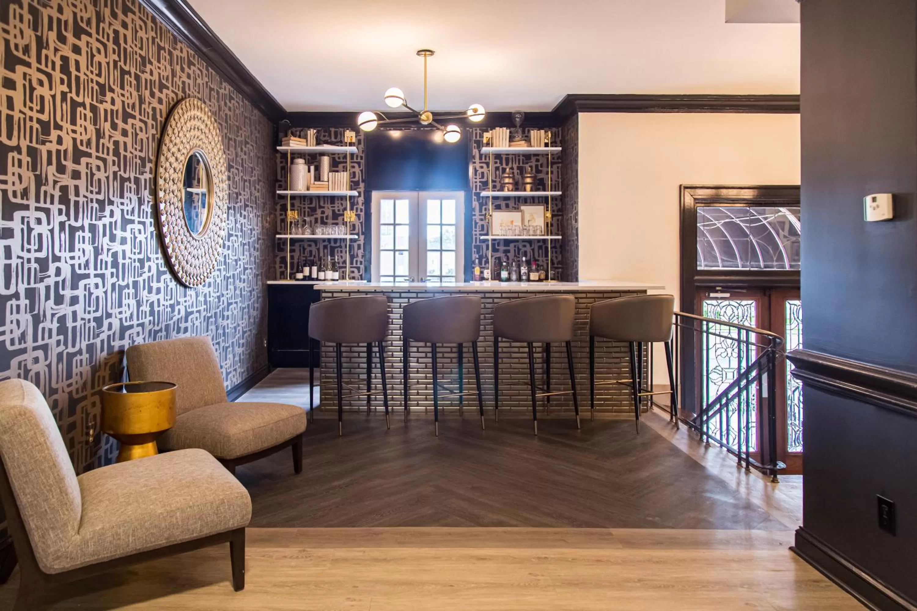 Alcoholic drinks in Old Capitol Inn