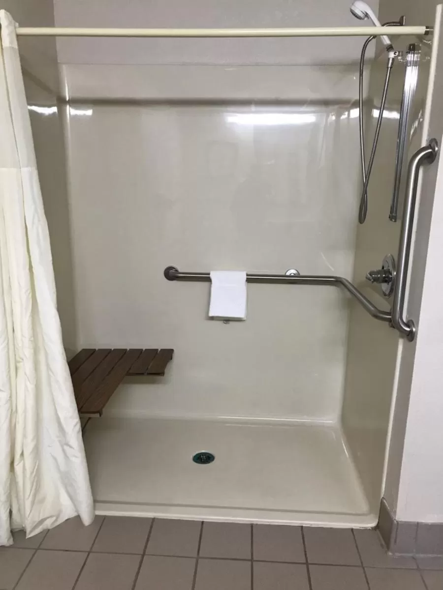 Quality Inn Clinton-Knoxville North