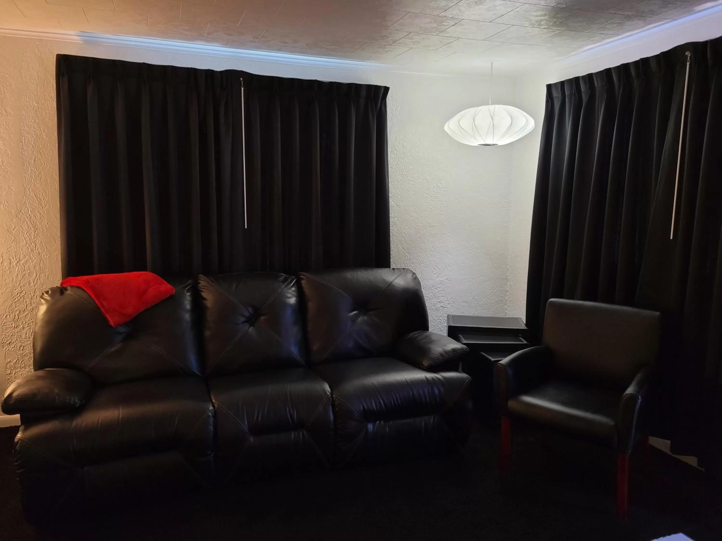 Living room in Rocket Motel