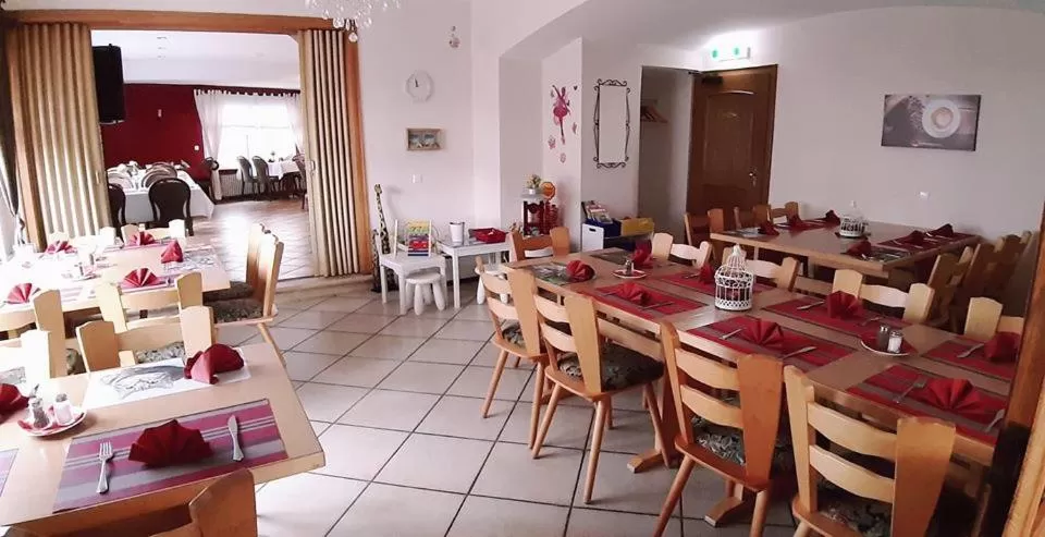 Restaurant/places to eat in Hotel Medebach - Zum Schwanenkönig