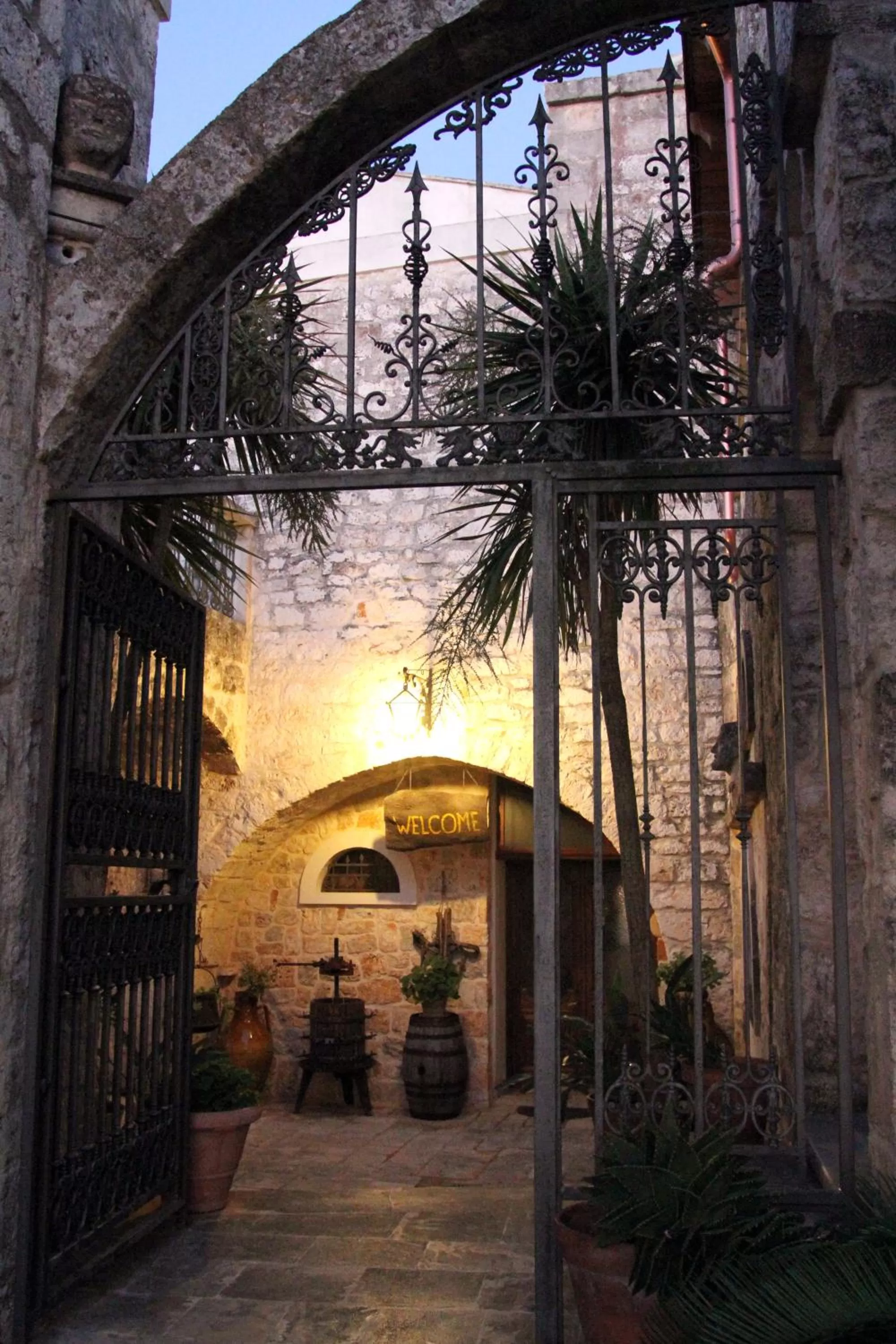 Decorative detail in Masseria Tolla