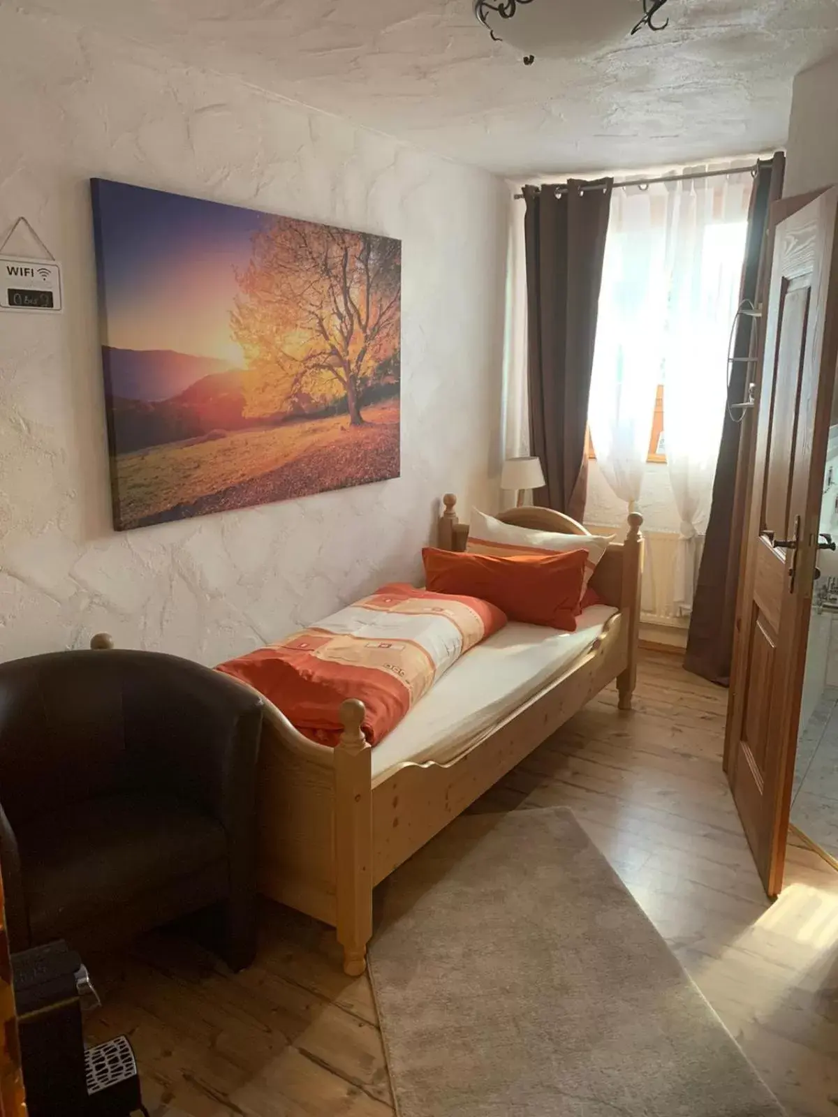 Single Room in Hotel-Hauensteiner-Hof Single Room in Hotel-Hauensteiner-Hof