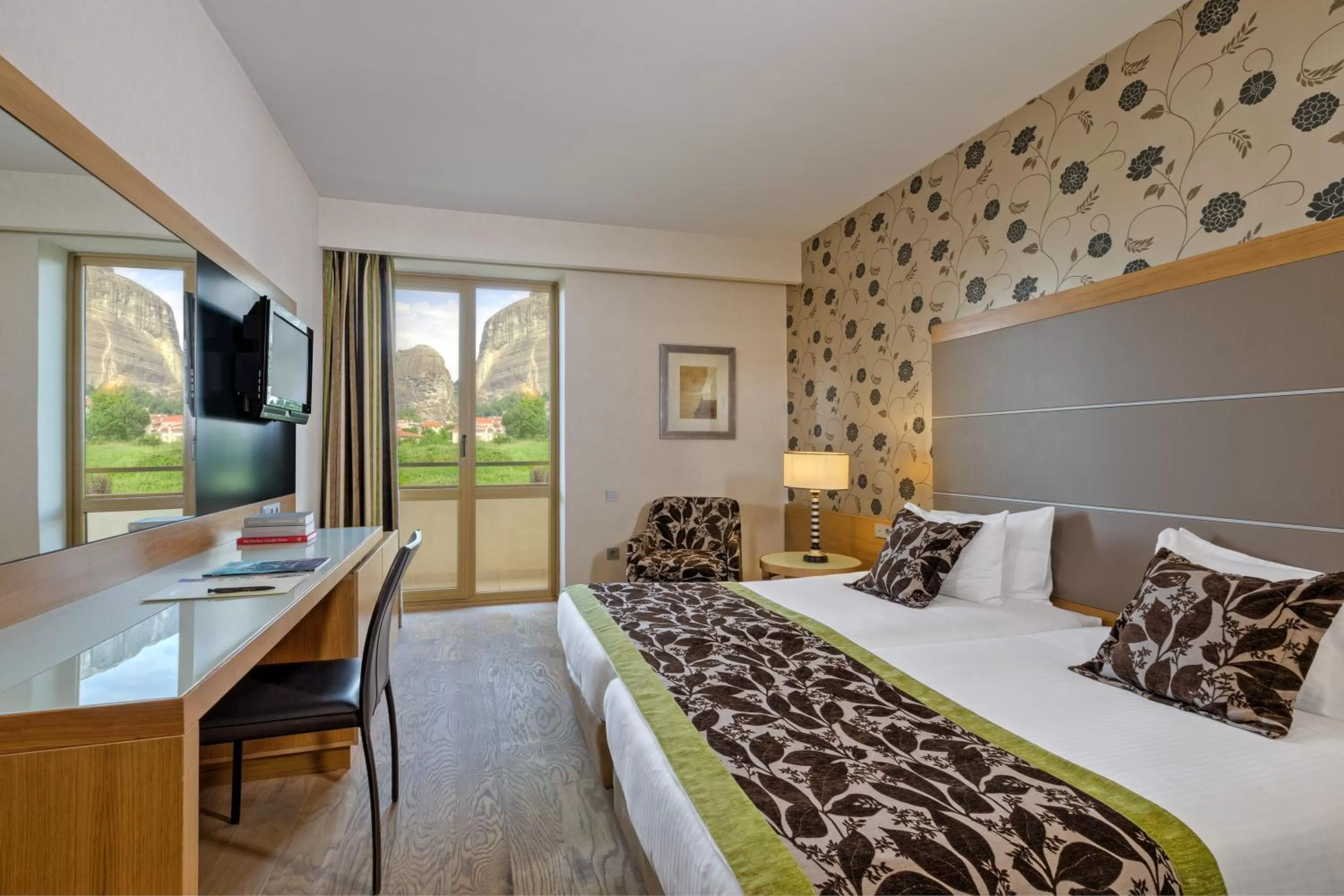 Bed in Divani Meteora Hotel