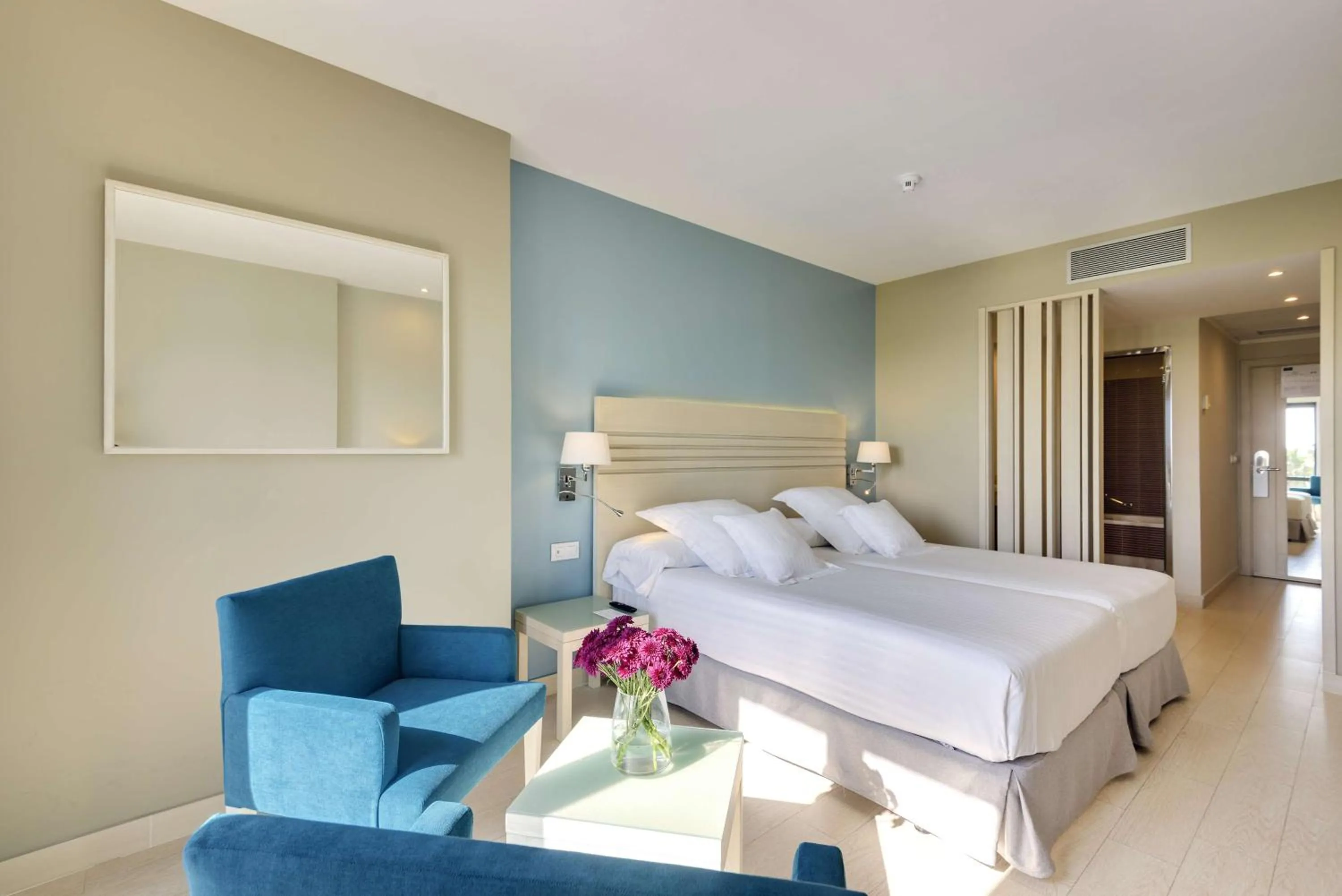 Bedroom, Bed in Barceló Costa Ballena Golf & Spa