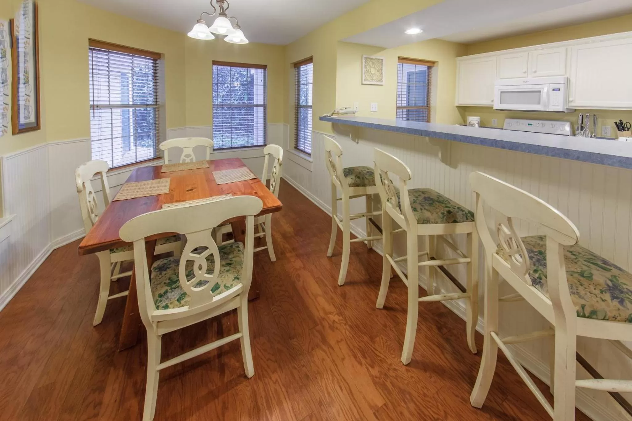 Photo of the whole room in Holiday Inn Club Vacations Villages Resort at Lake Palestine