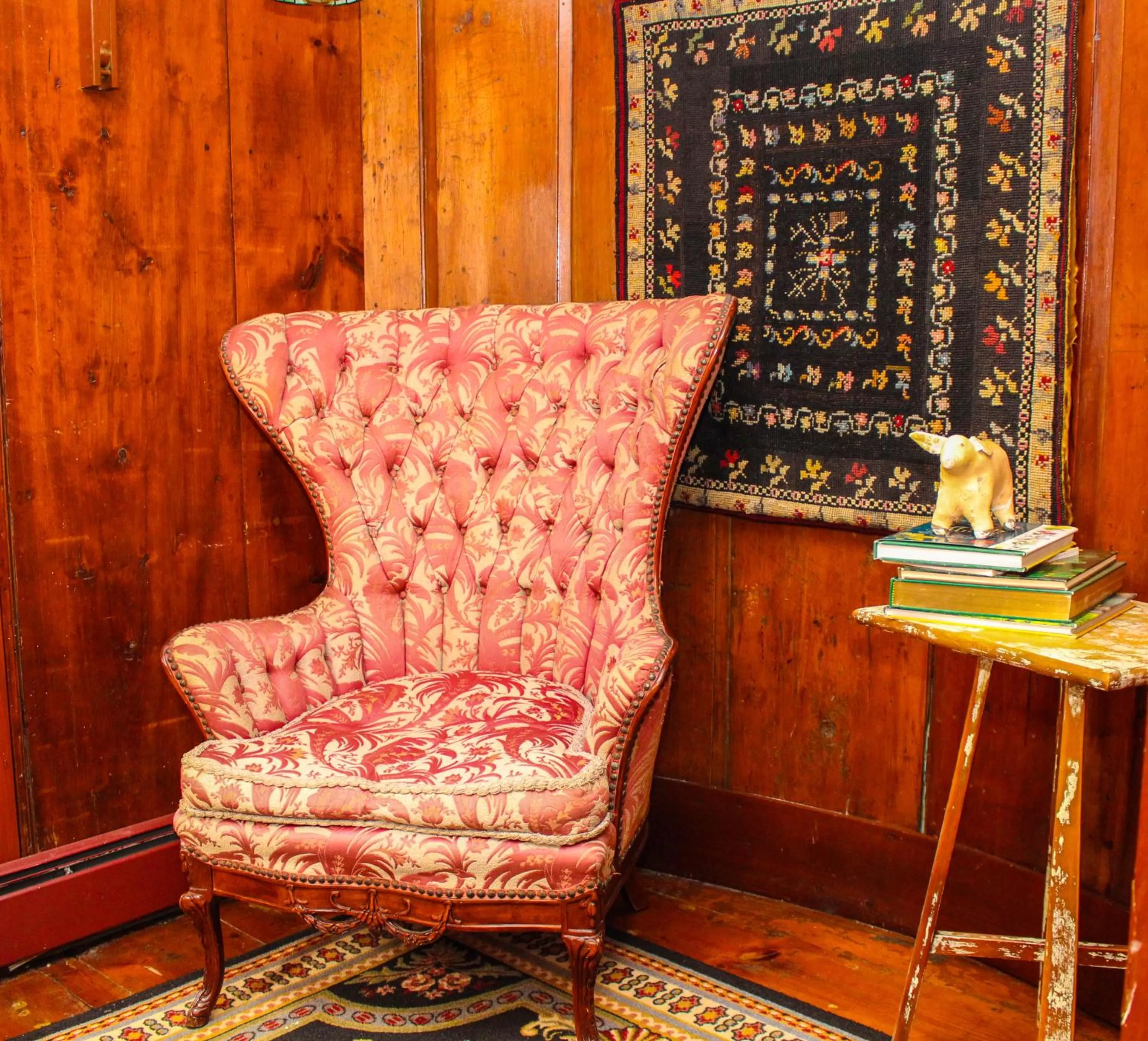 Seating area in The Nutmeg Inn