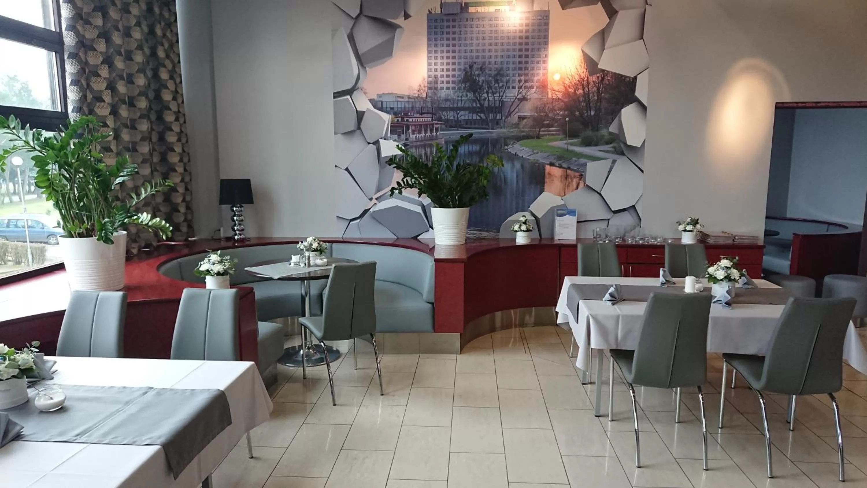 Lounge or bar in Hotel Gromada Pila