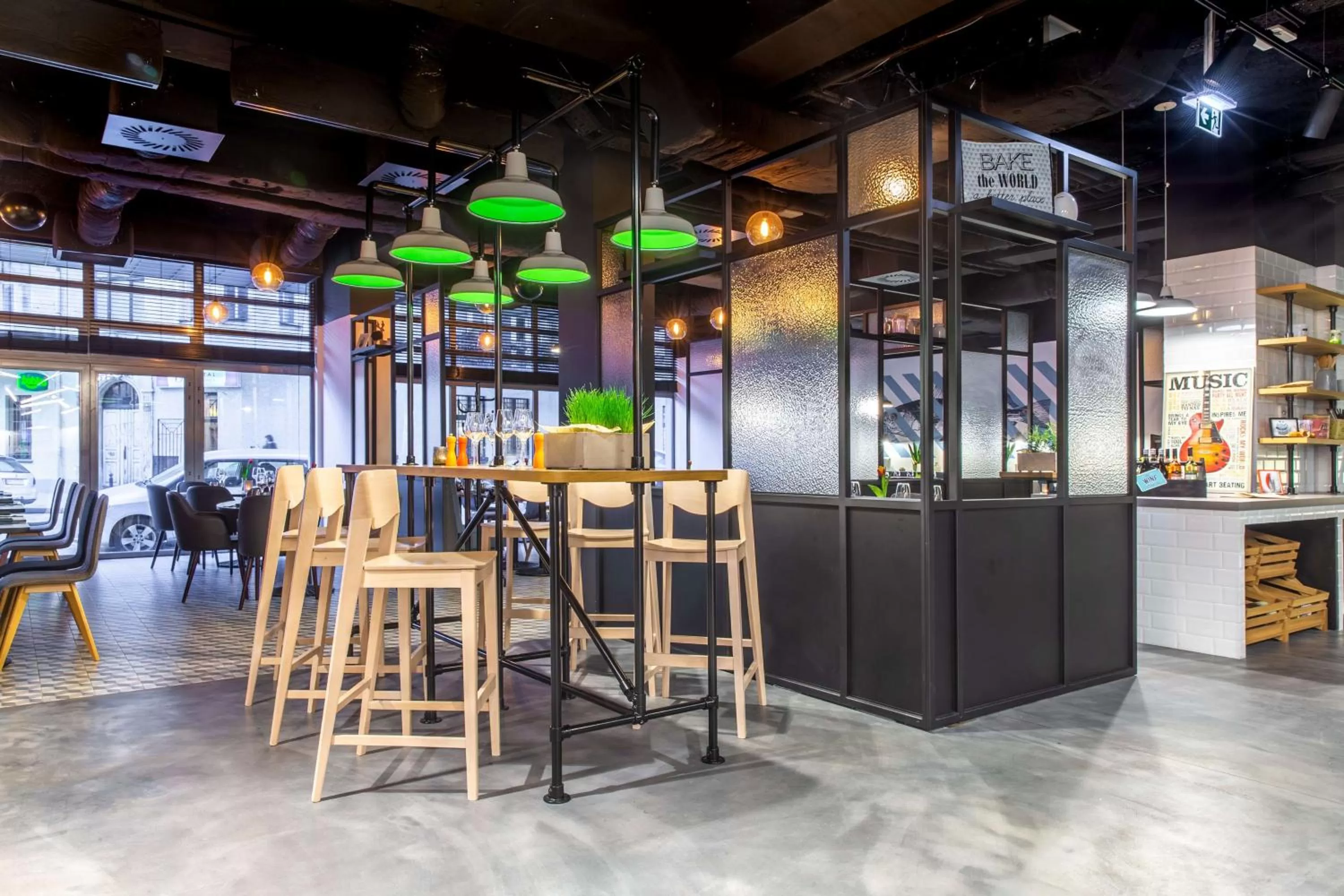 Restaurant/places to eat in Park Inn by Radisson Poznan