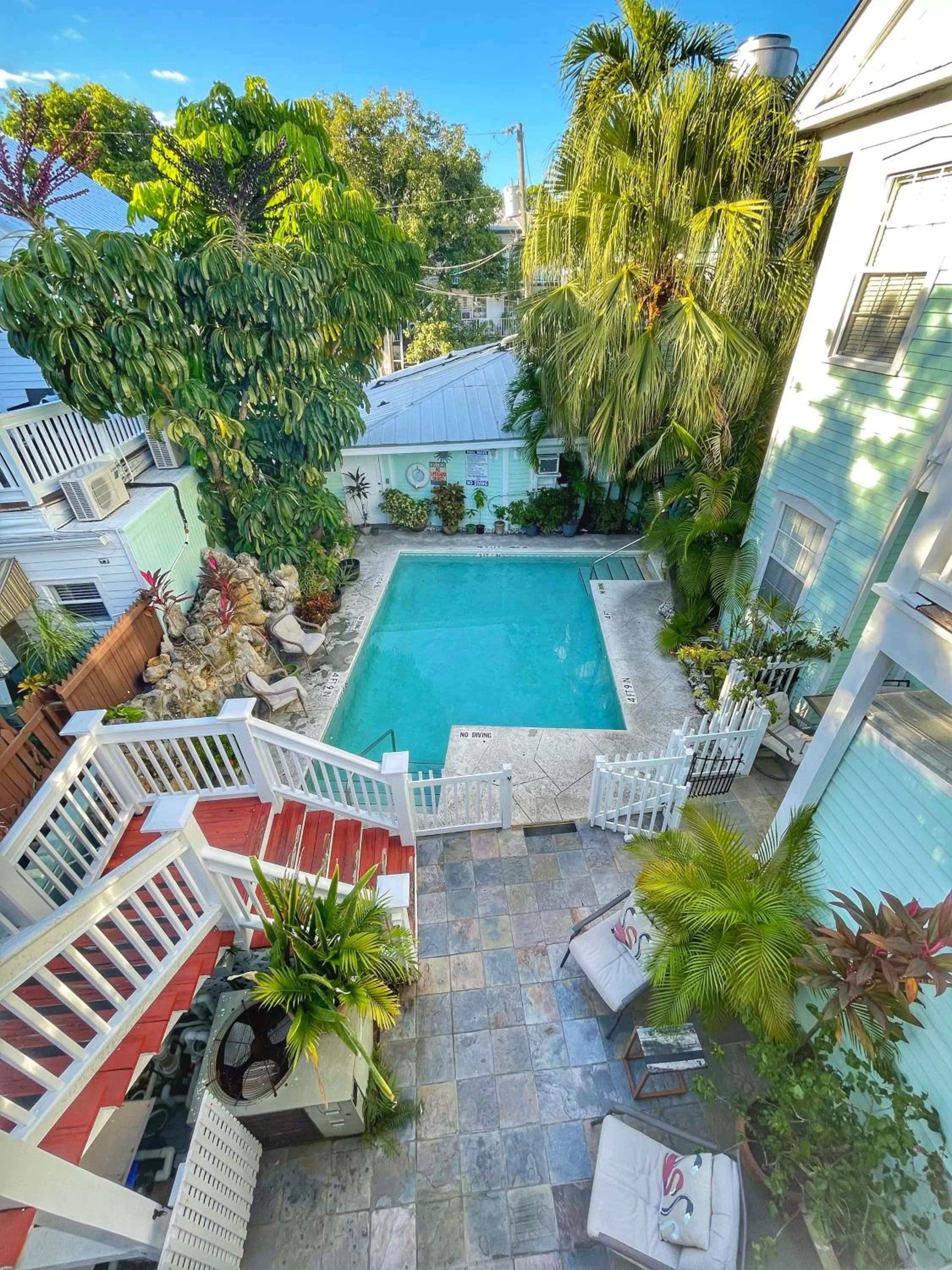 Swimming pool in The Casablanca Hotel