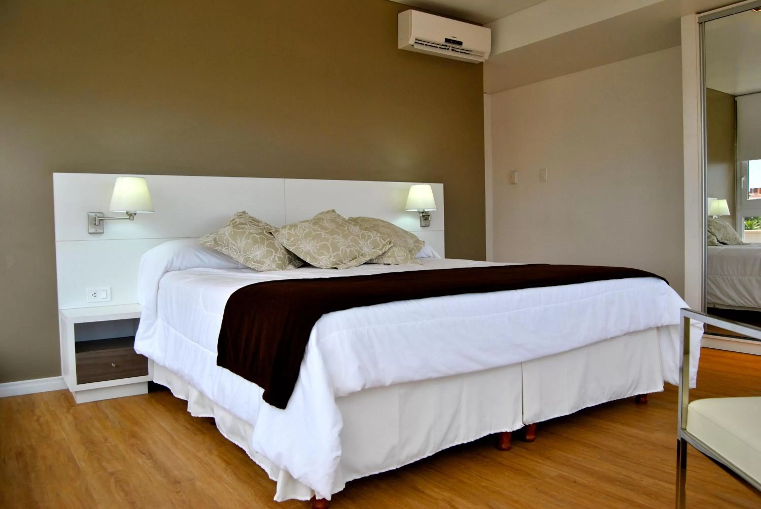 Bed in Hotel Castilla