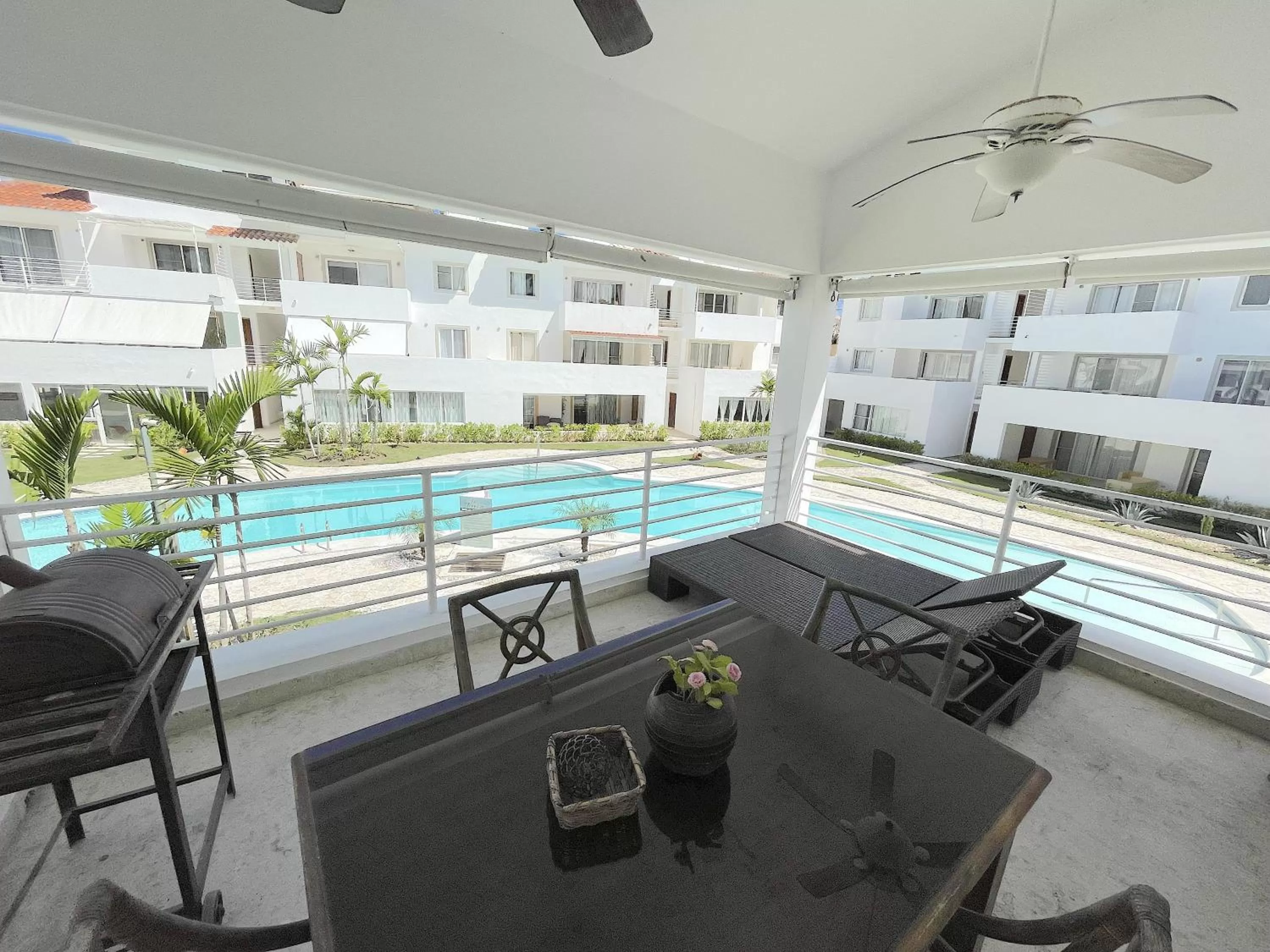 Deluxe Villa in BEACH Condo-HOTEL with VILLAS & PRIVATE Apartments WIFI BBQ Beach CLUB & SPA