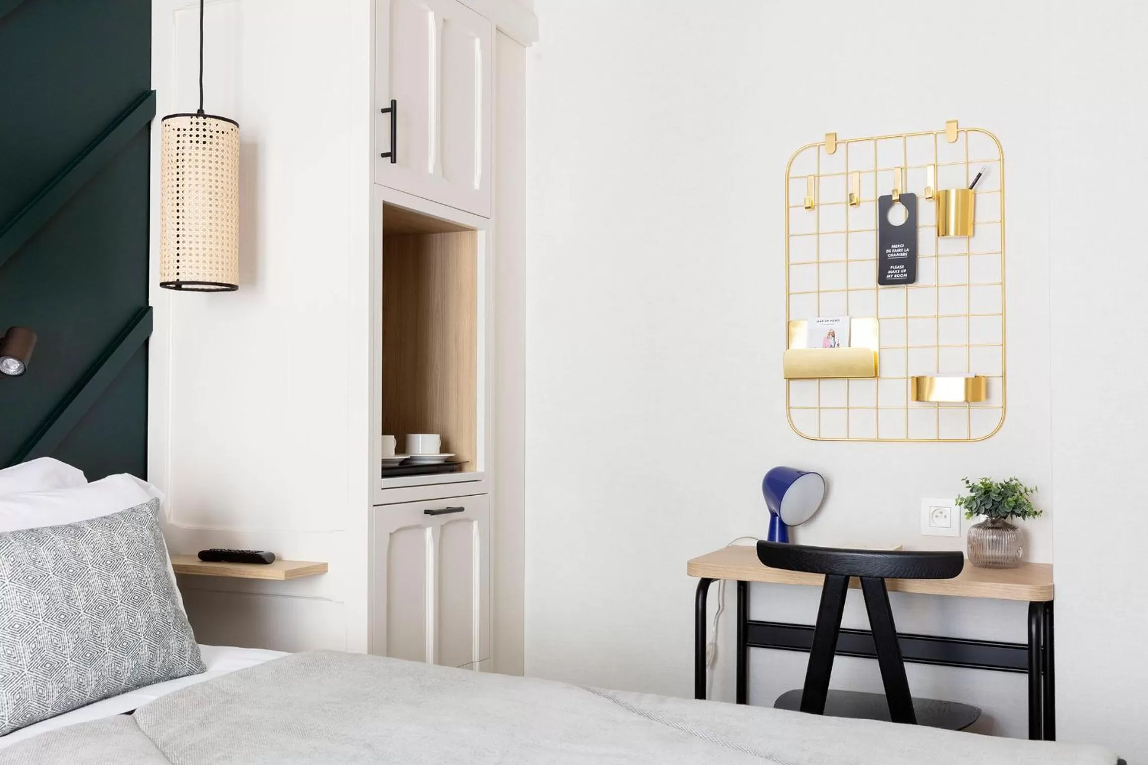 Photo of the whole room in Hotel Bastille Speria